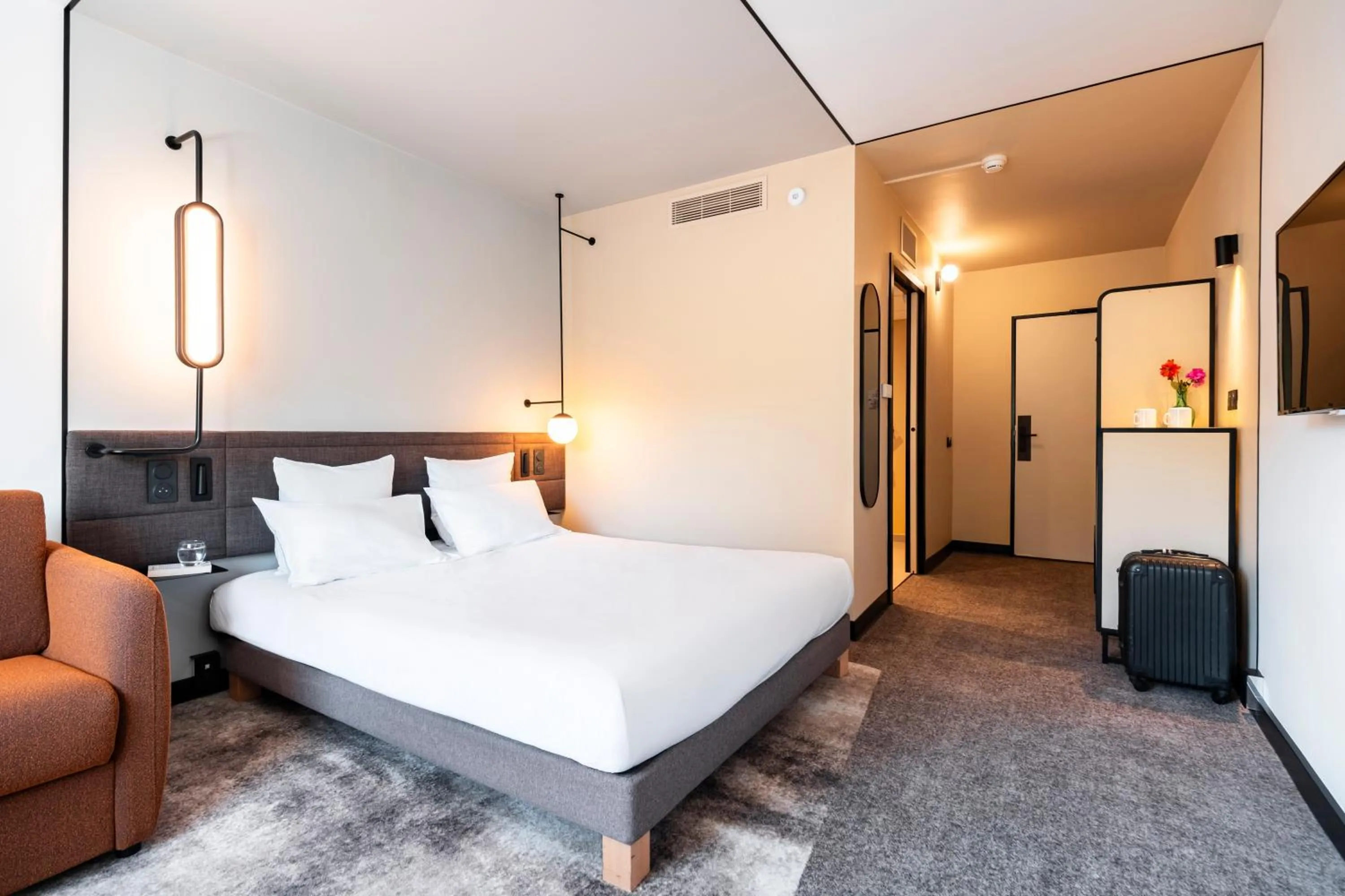 Bed in Novotel Belfort Centre Atria