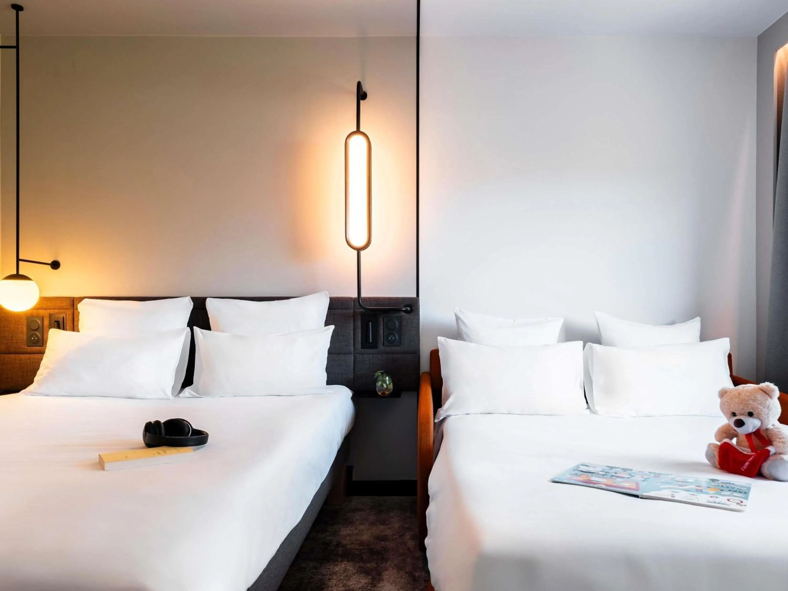 Bedroom, Bed in Novotel Belfort Centre Atria