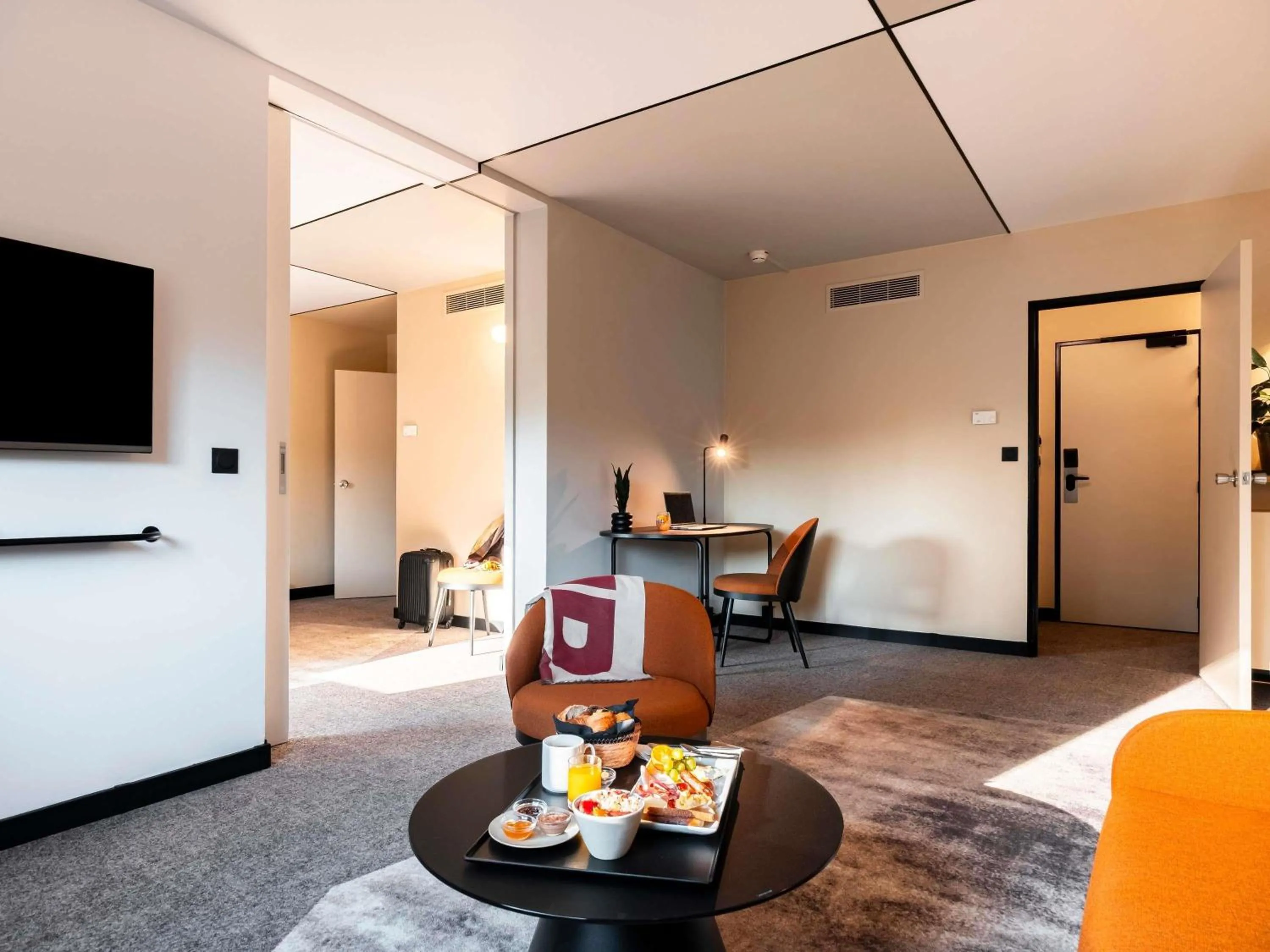 Photo of the whole room in Novotel Belfort Centre Atria