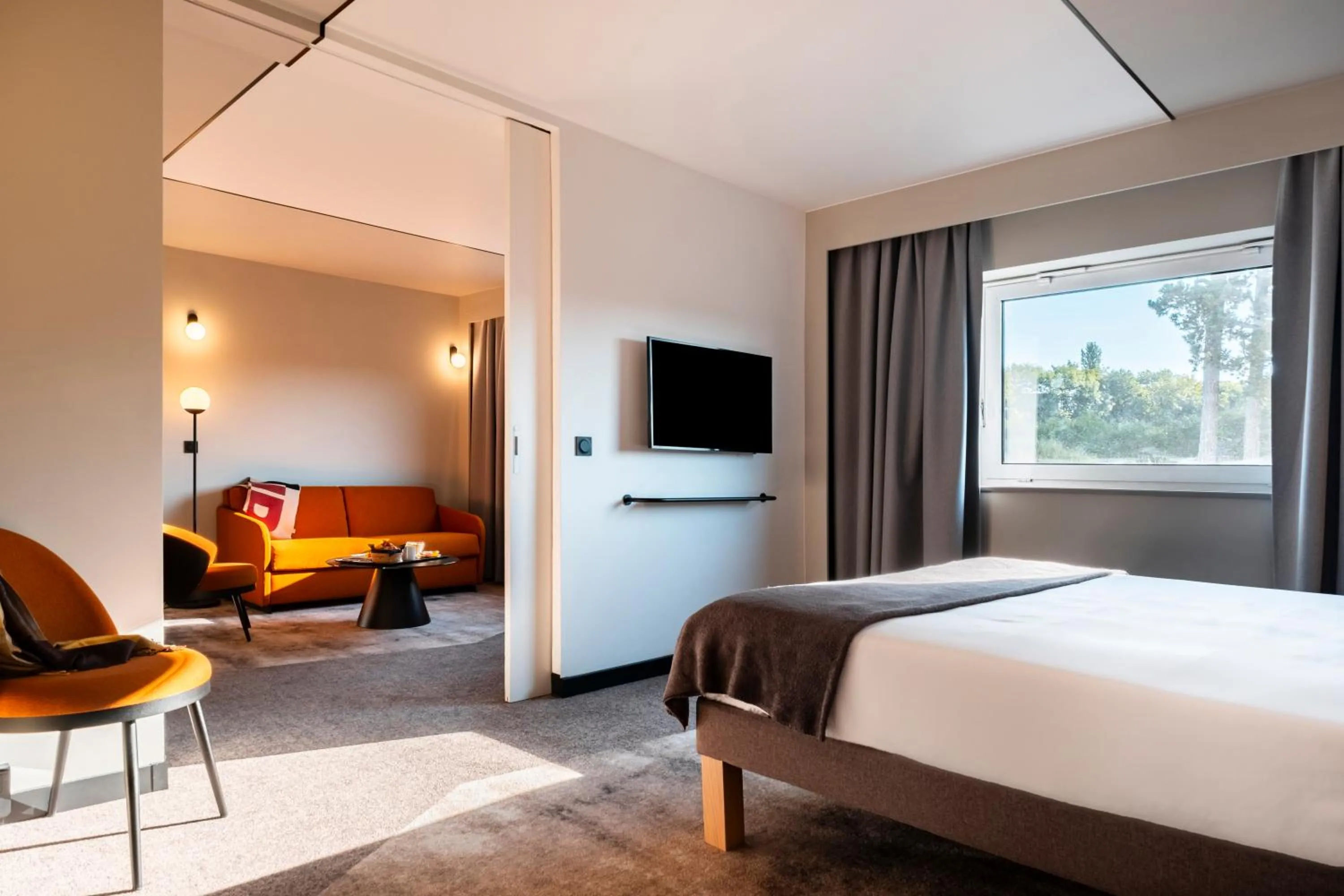 Bed in Novotel Belfort Centre Atria