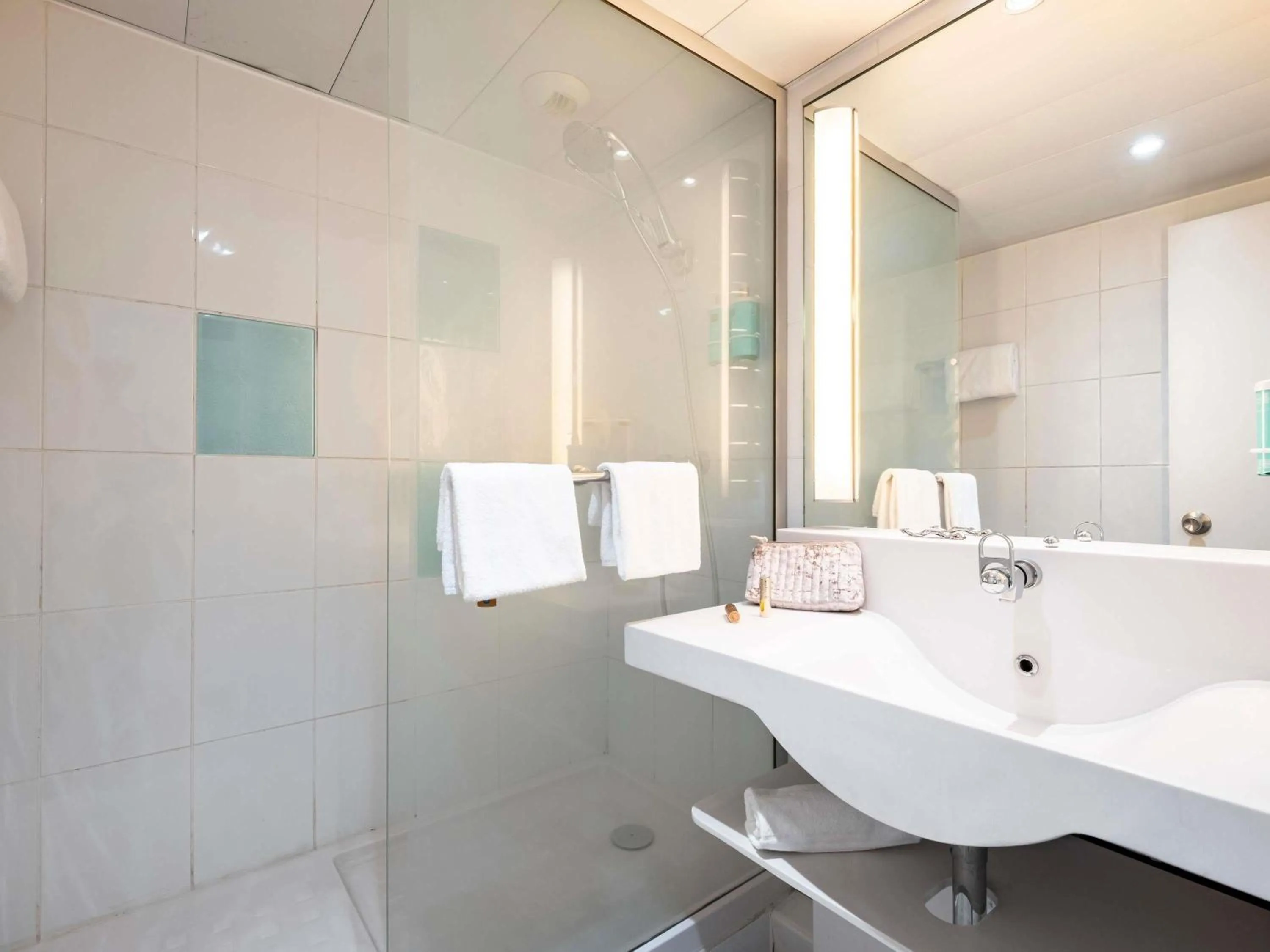 Bedroom in Novotel Belfort Centre Atria