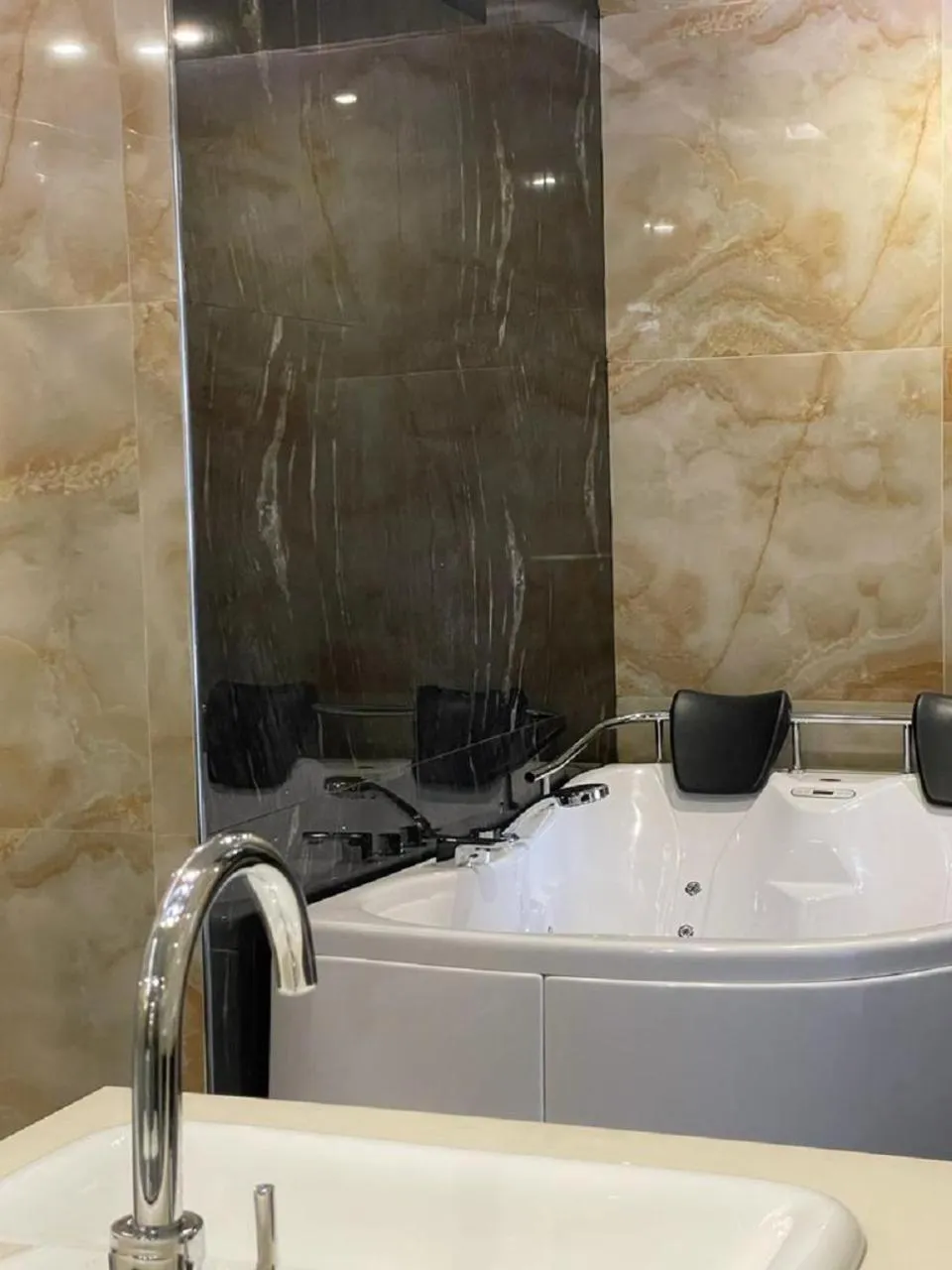 شقق قولد ان للشقق المخدومة