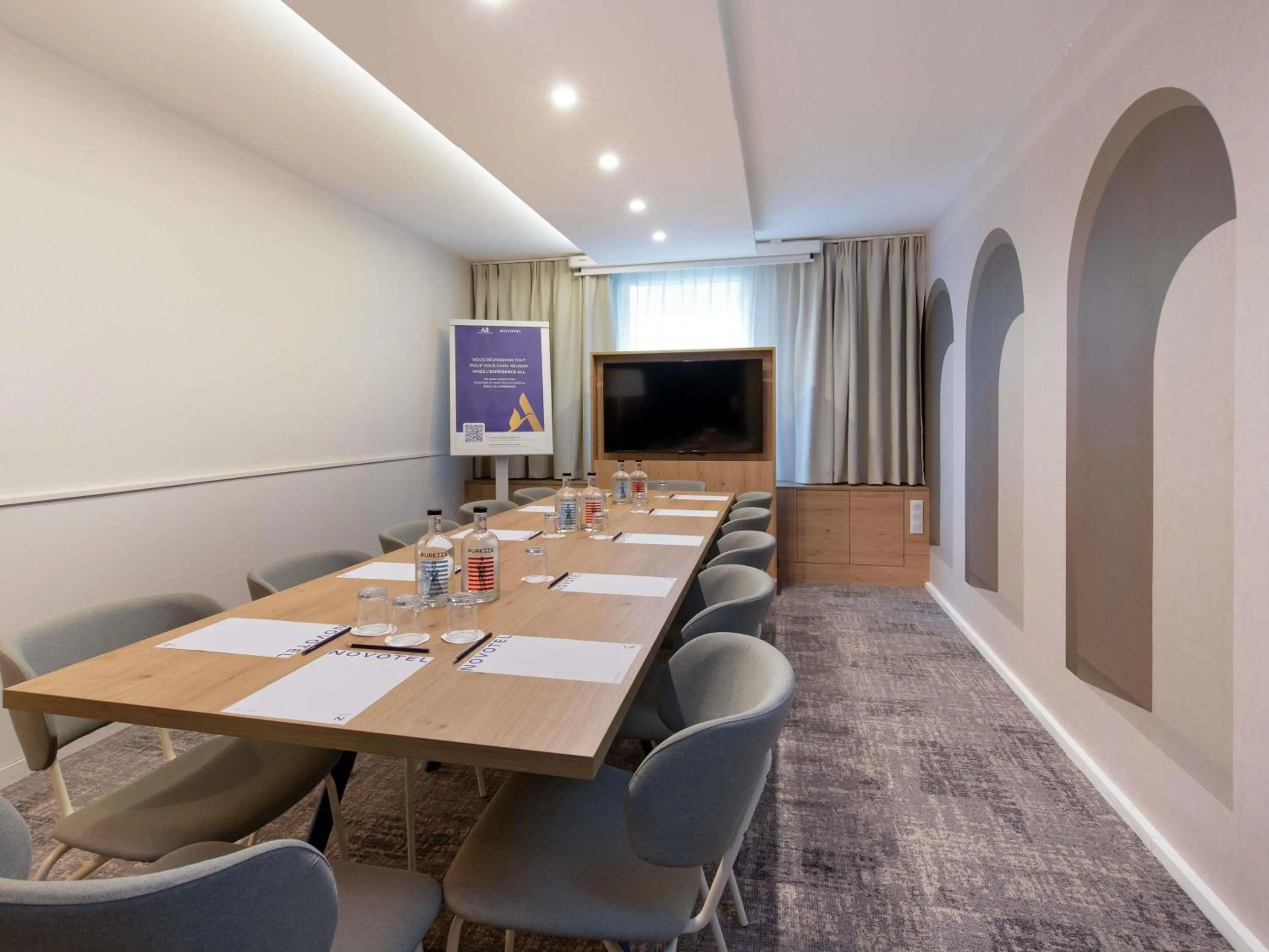 Meeting/conference room in Novotel Aix-en-Provence Pont de L'Arc