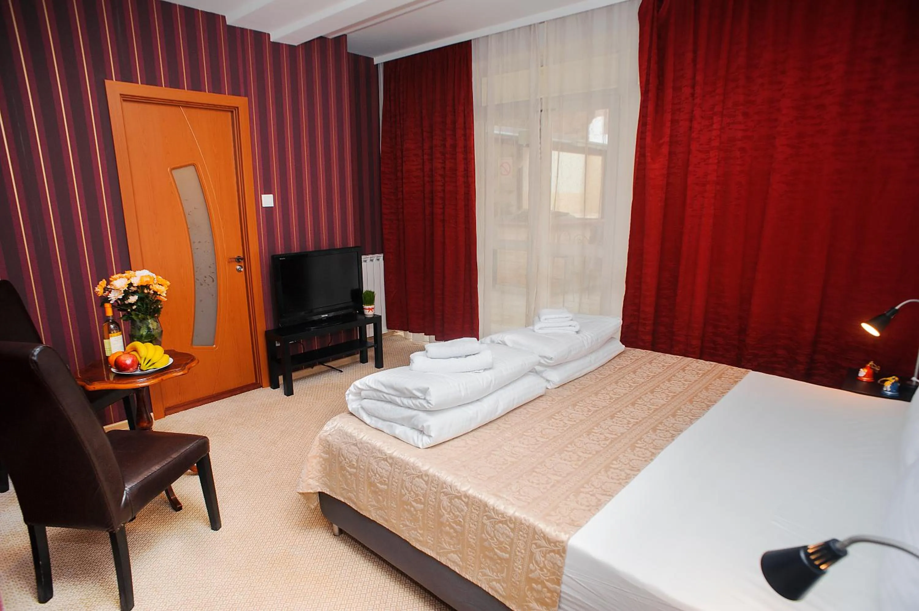 Photo of the whole room, Bed in Villa Bulevar