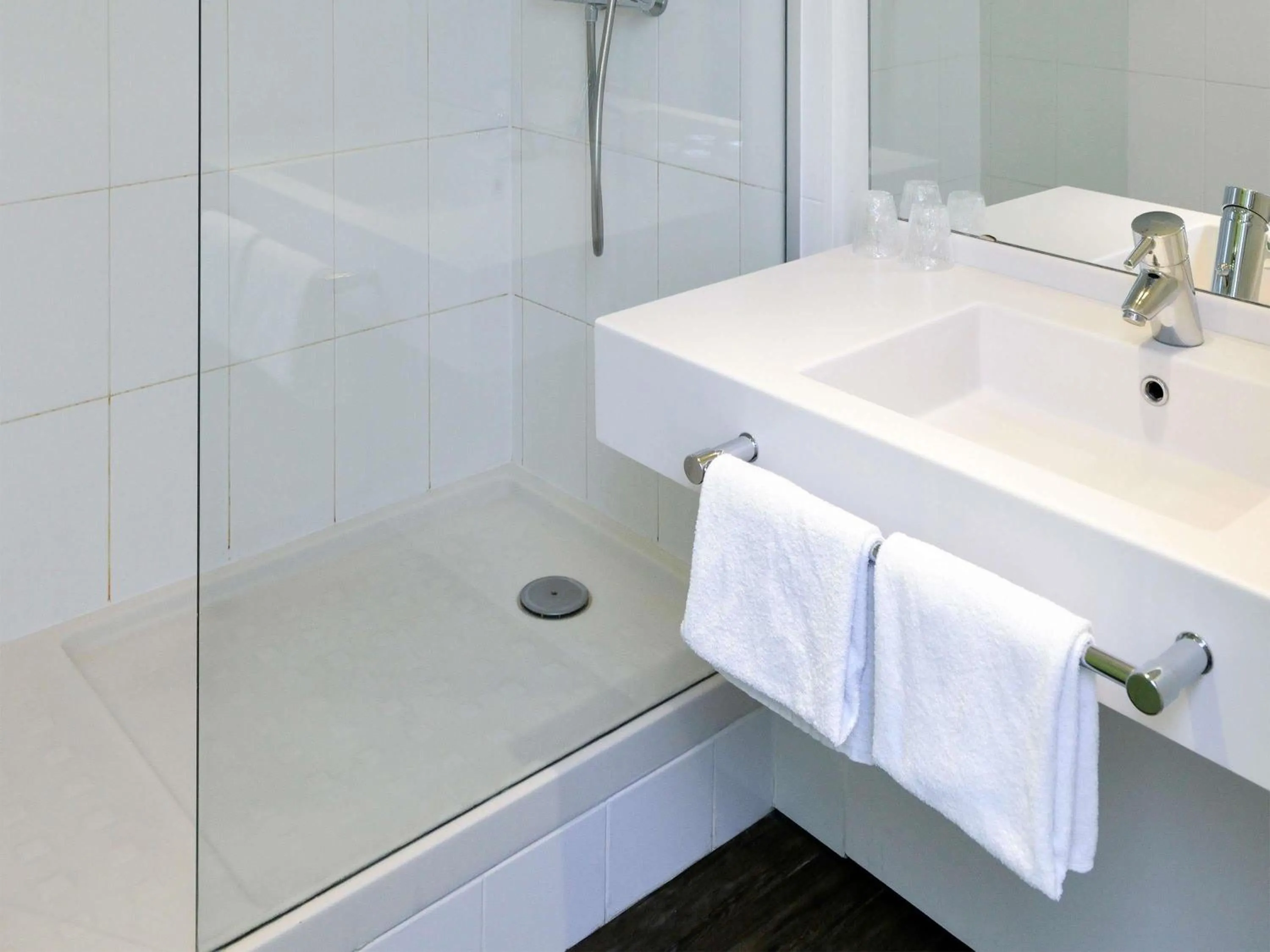 Bedroom in ibis Styles Angoulême Nord - hôtel restaurant