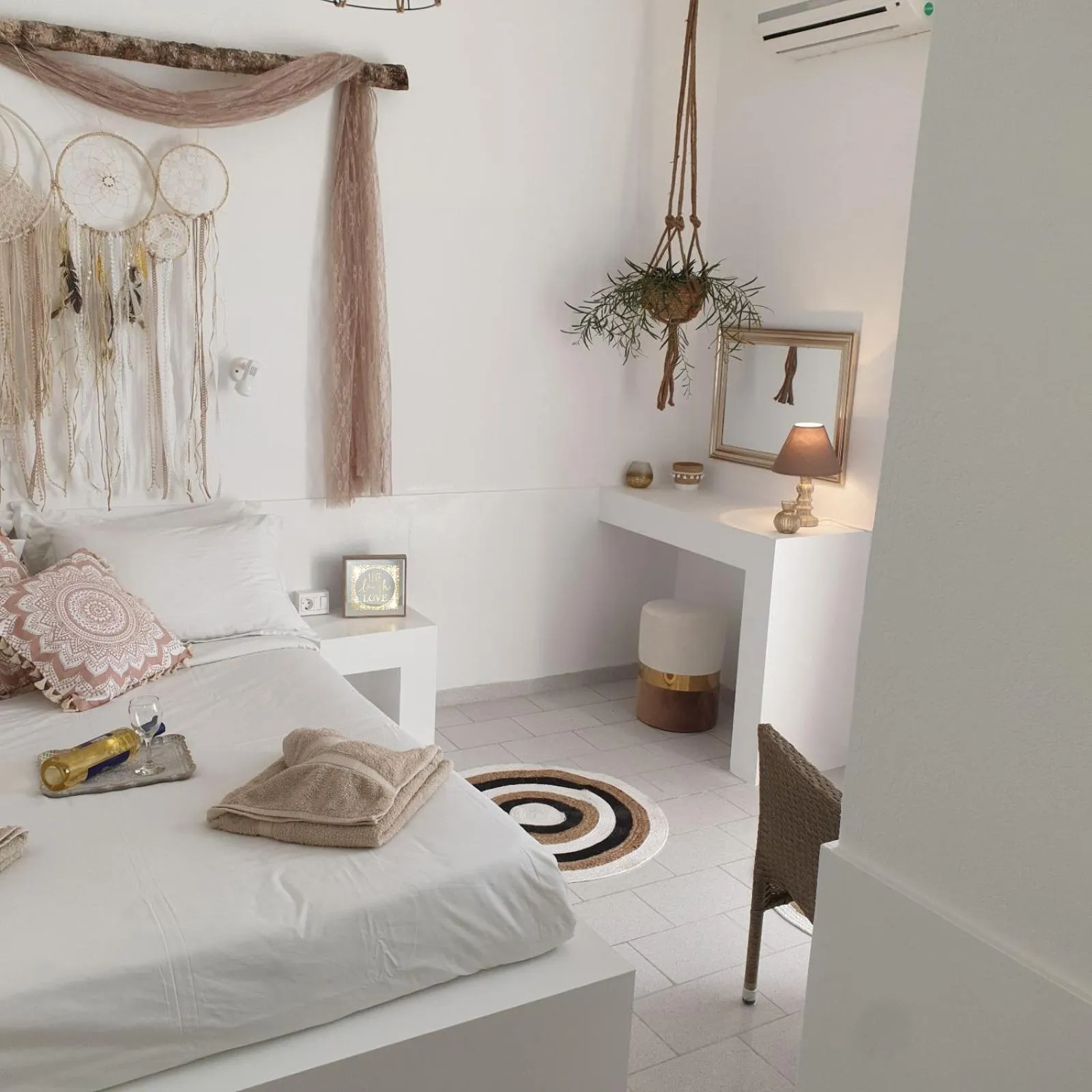 Bed in Sagma Central Rooms