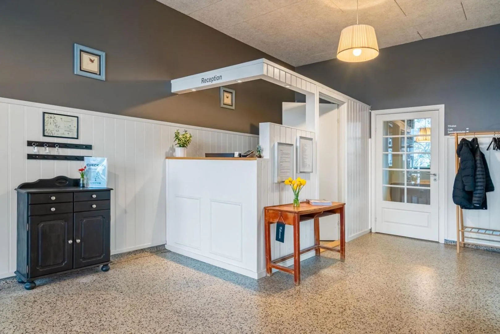 Property building in Lindvig - Ferie i naturen