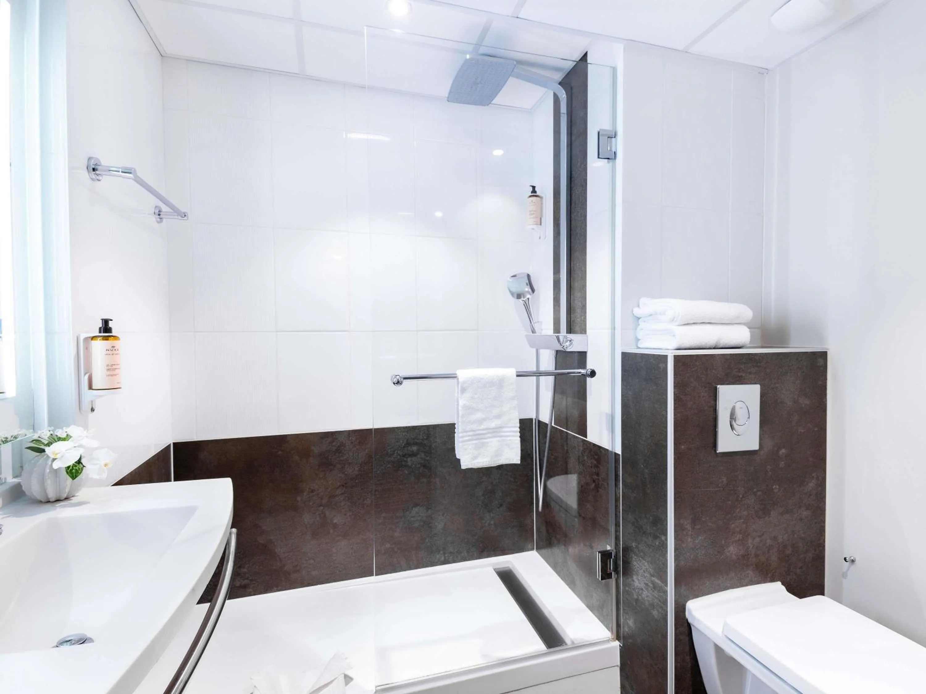 Bedroom in Mercure Colmar Centre Unterlinden