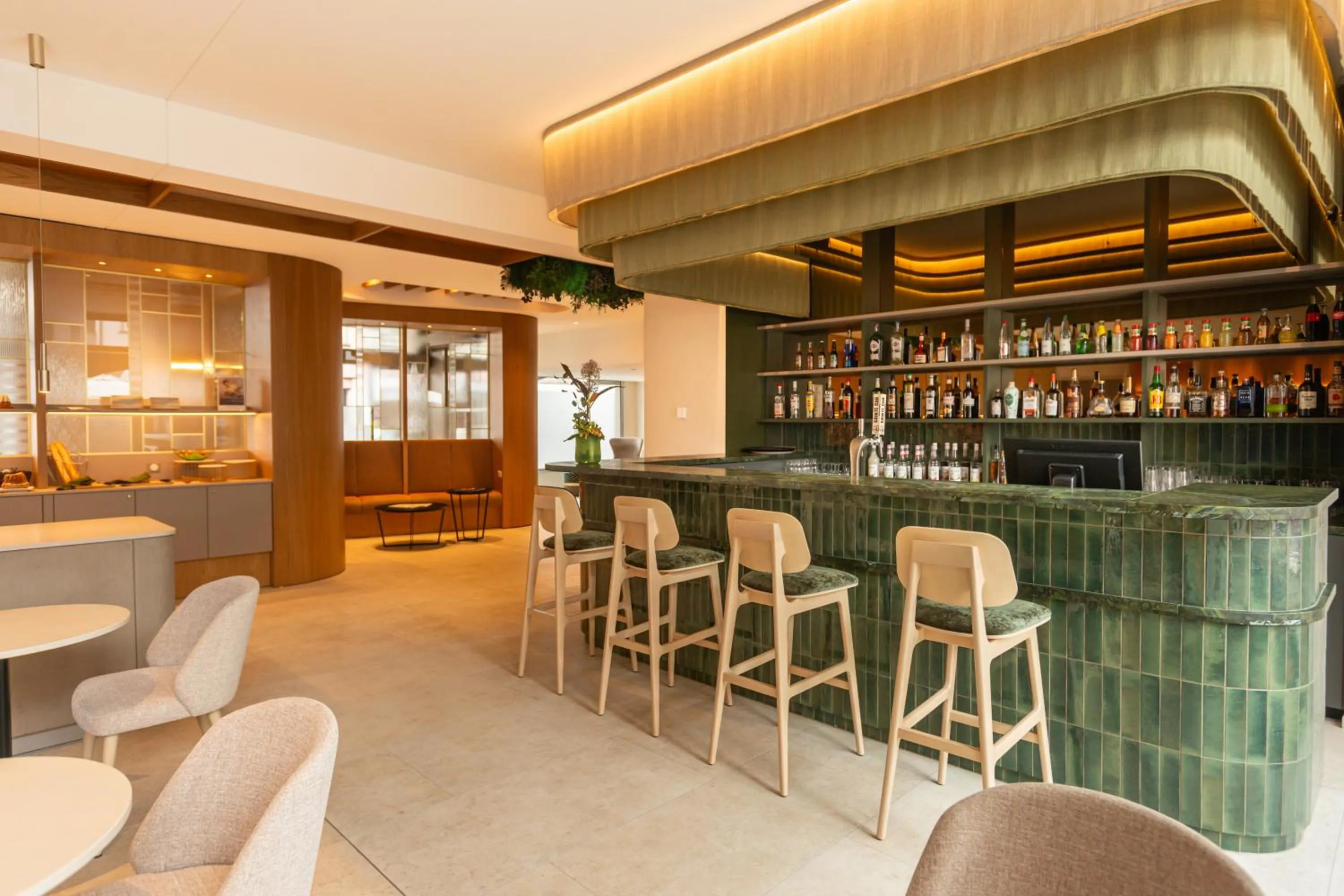 Lounge or bar in Mercure Colmar Centre Unterlinden