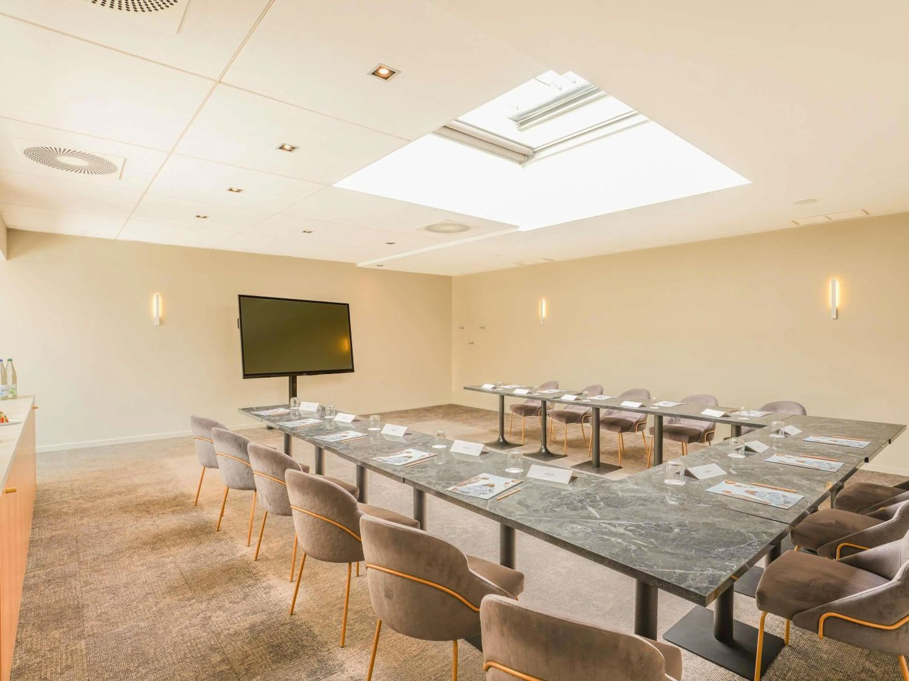 Meeting/conference room in Mercure Colmar Centre Unterlinden