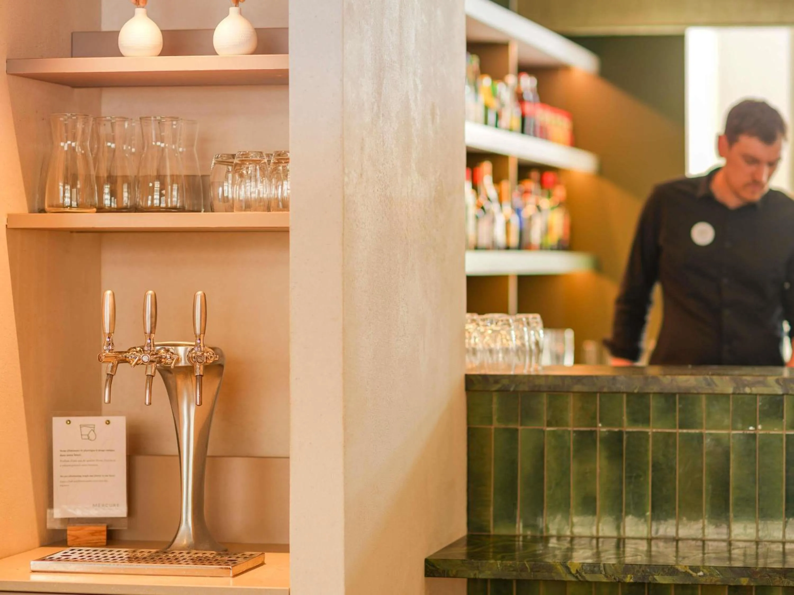 Lounge or bar in Mercure Colmar Centre Unterlinden