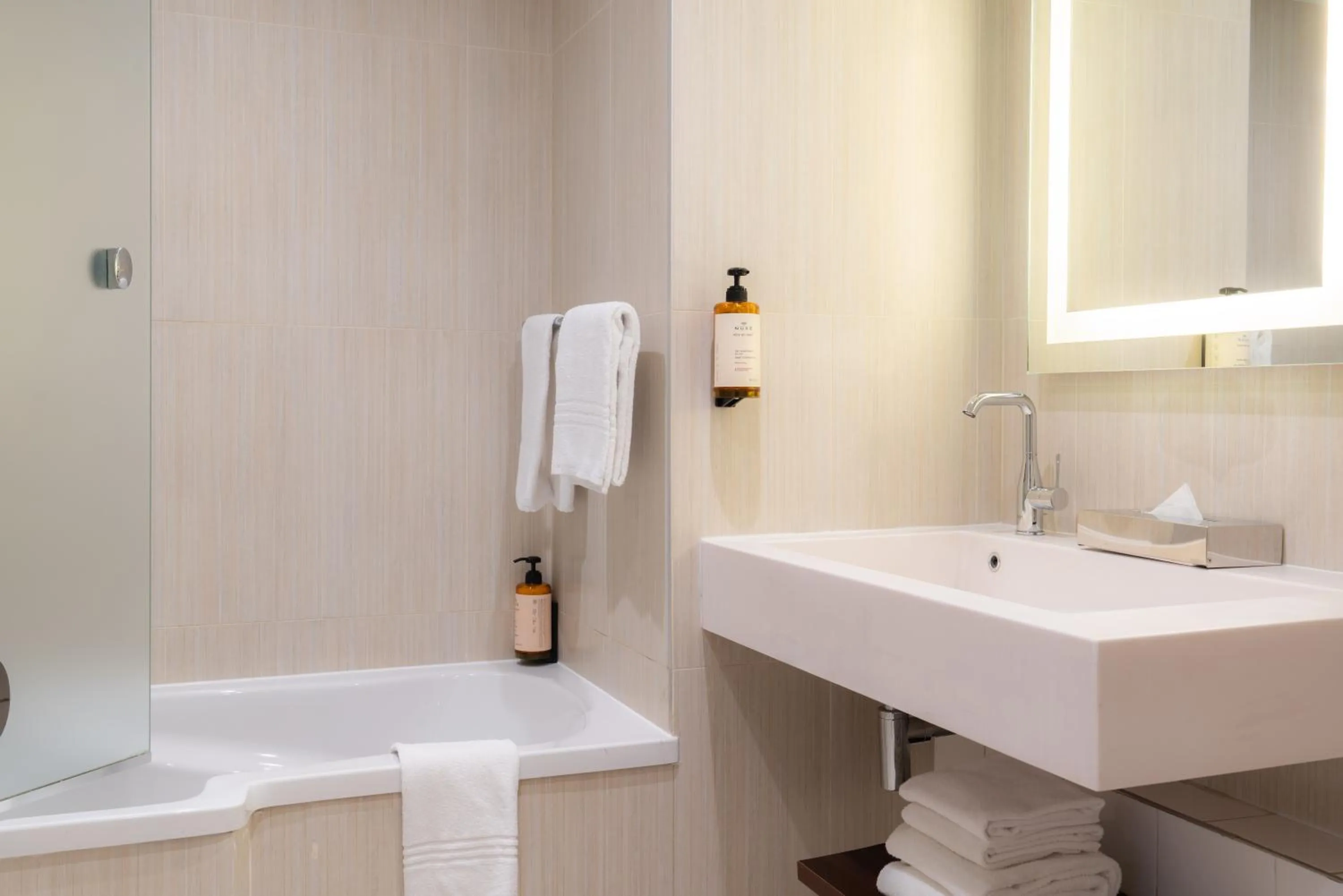 Bathroom in Mercure Paris Ivry Quai De Seine