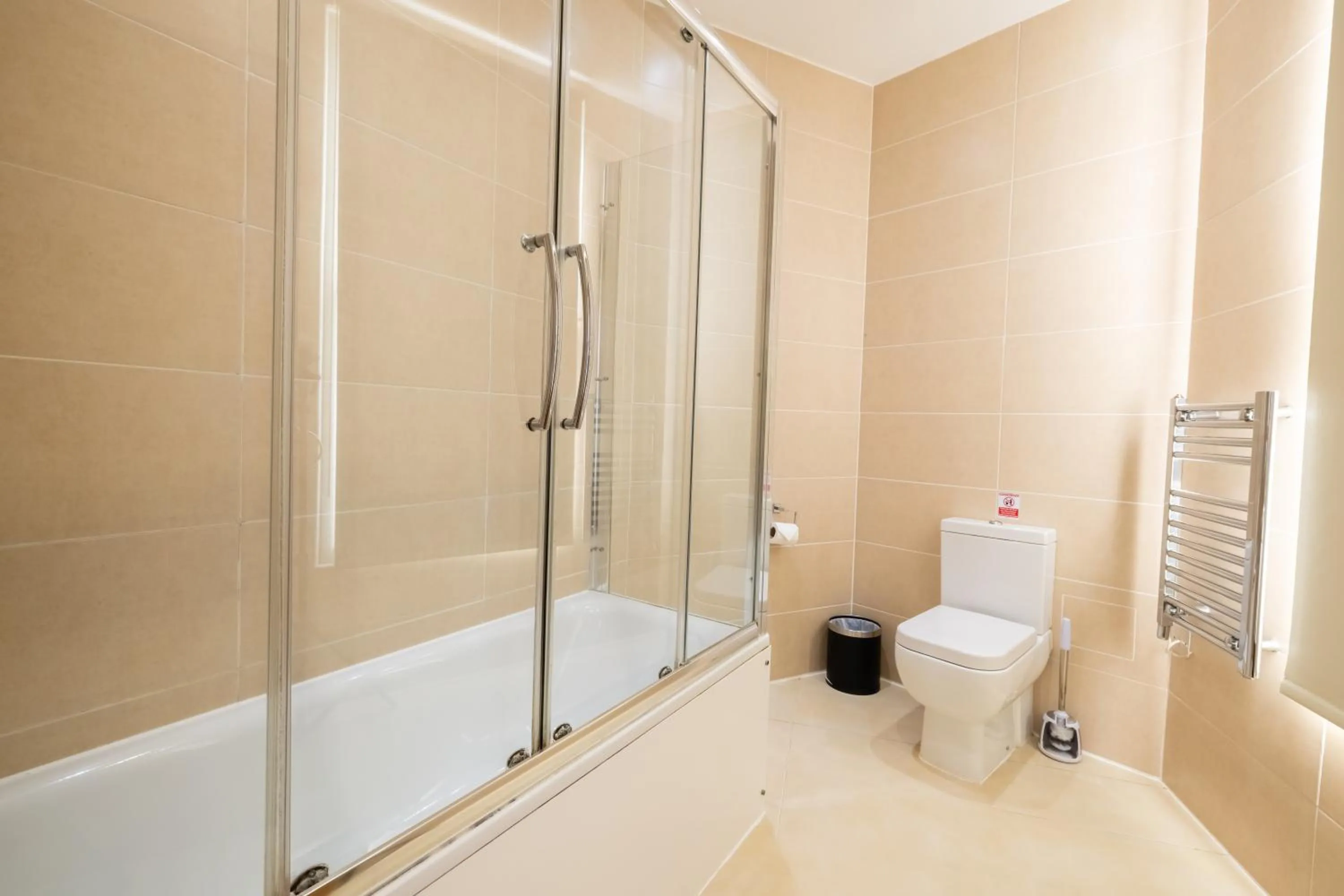 Bathroom in The Shoreditch Inn