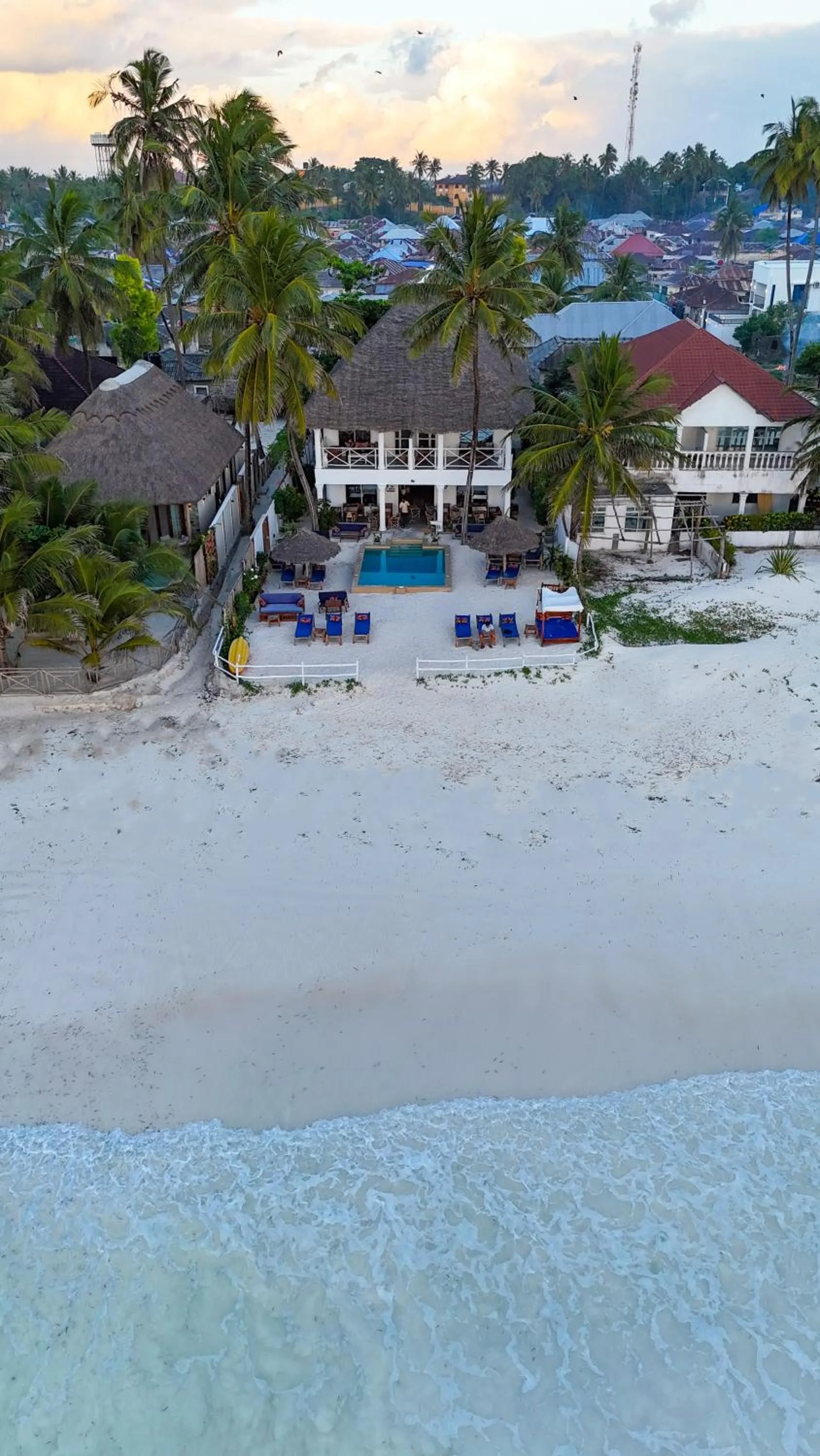 The African Paradise Beach Hotel