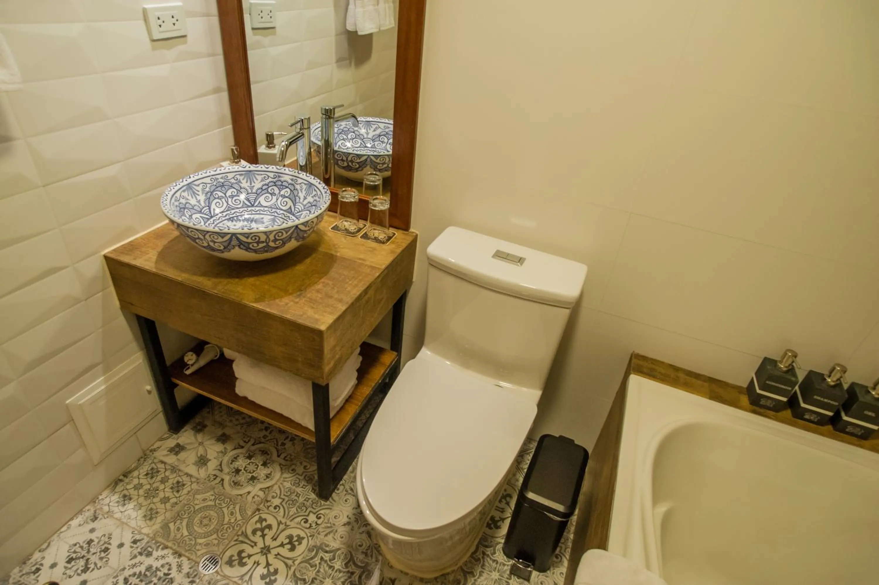 Bathroom in Casa Biru Hotel Boutique