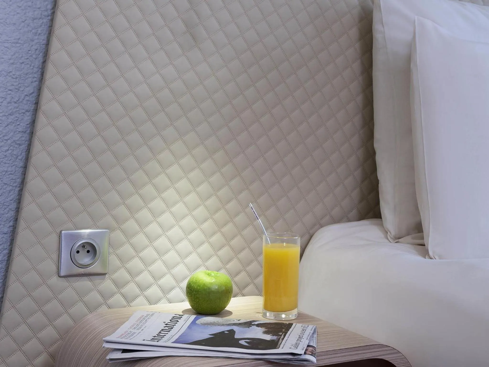 Bedroom, Bed in Mercure Paris Le Bourget Aeroport