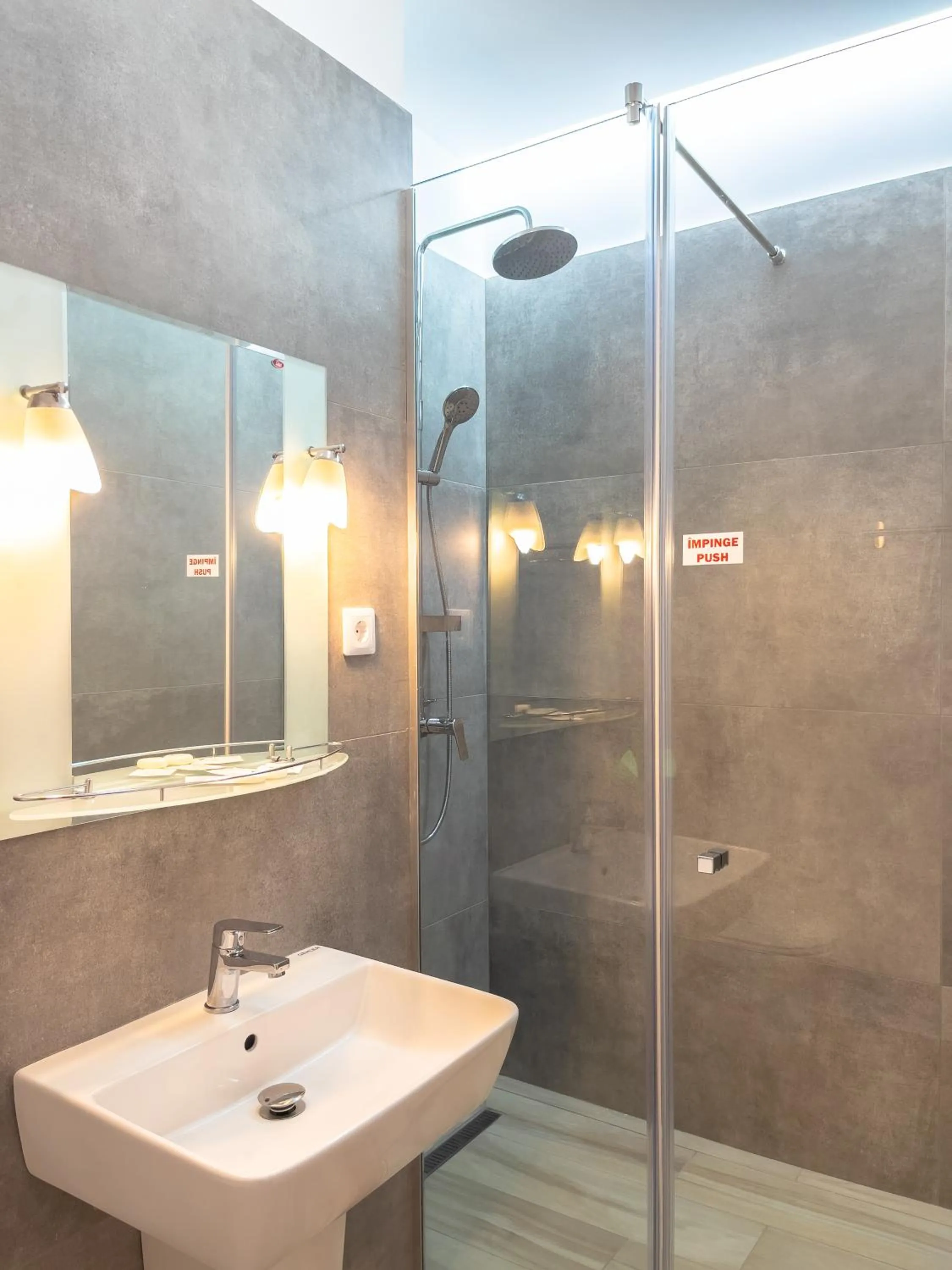 Bathroom in Hotel Eden