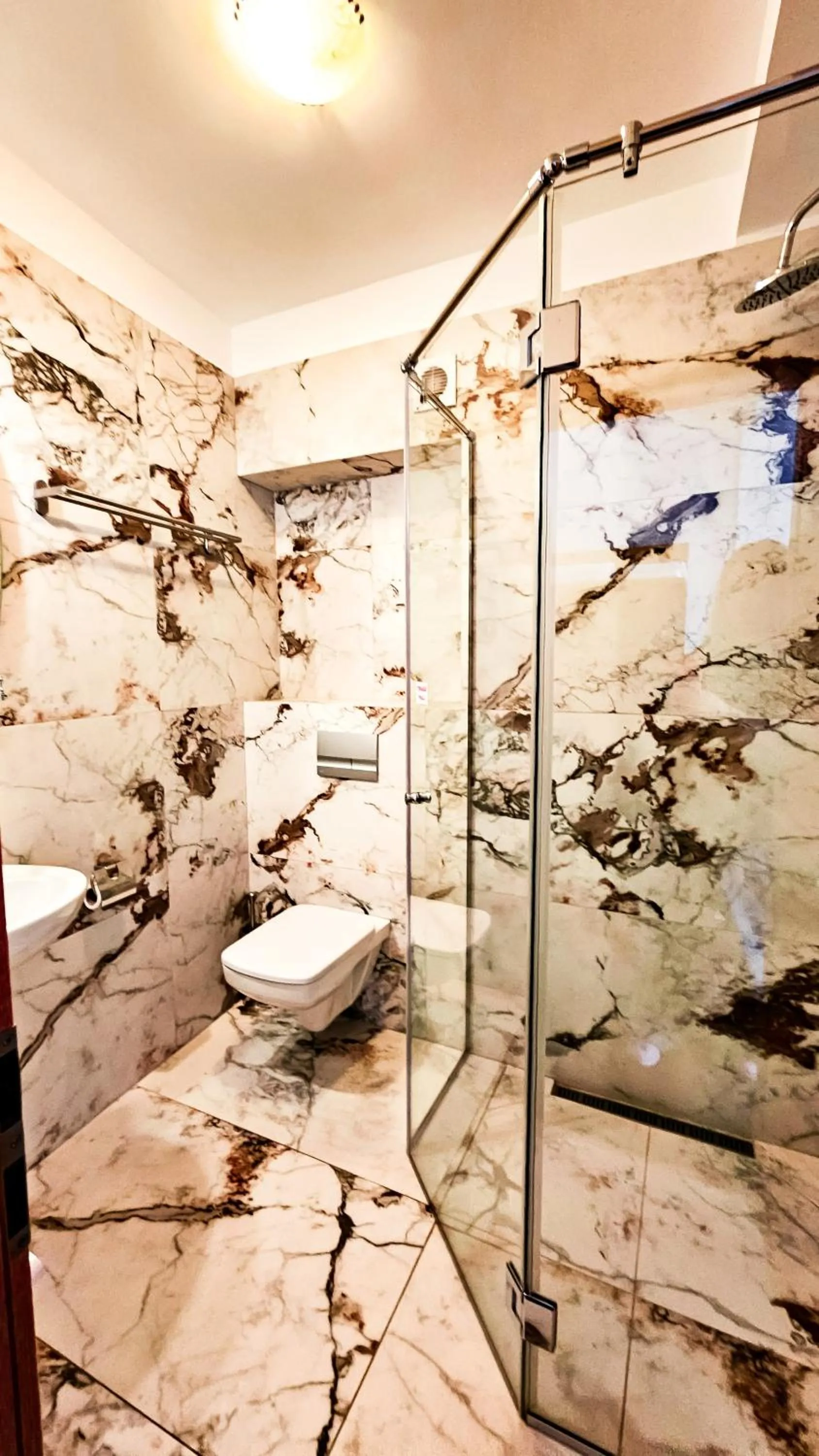 Bathroom in Hotel Eden