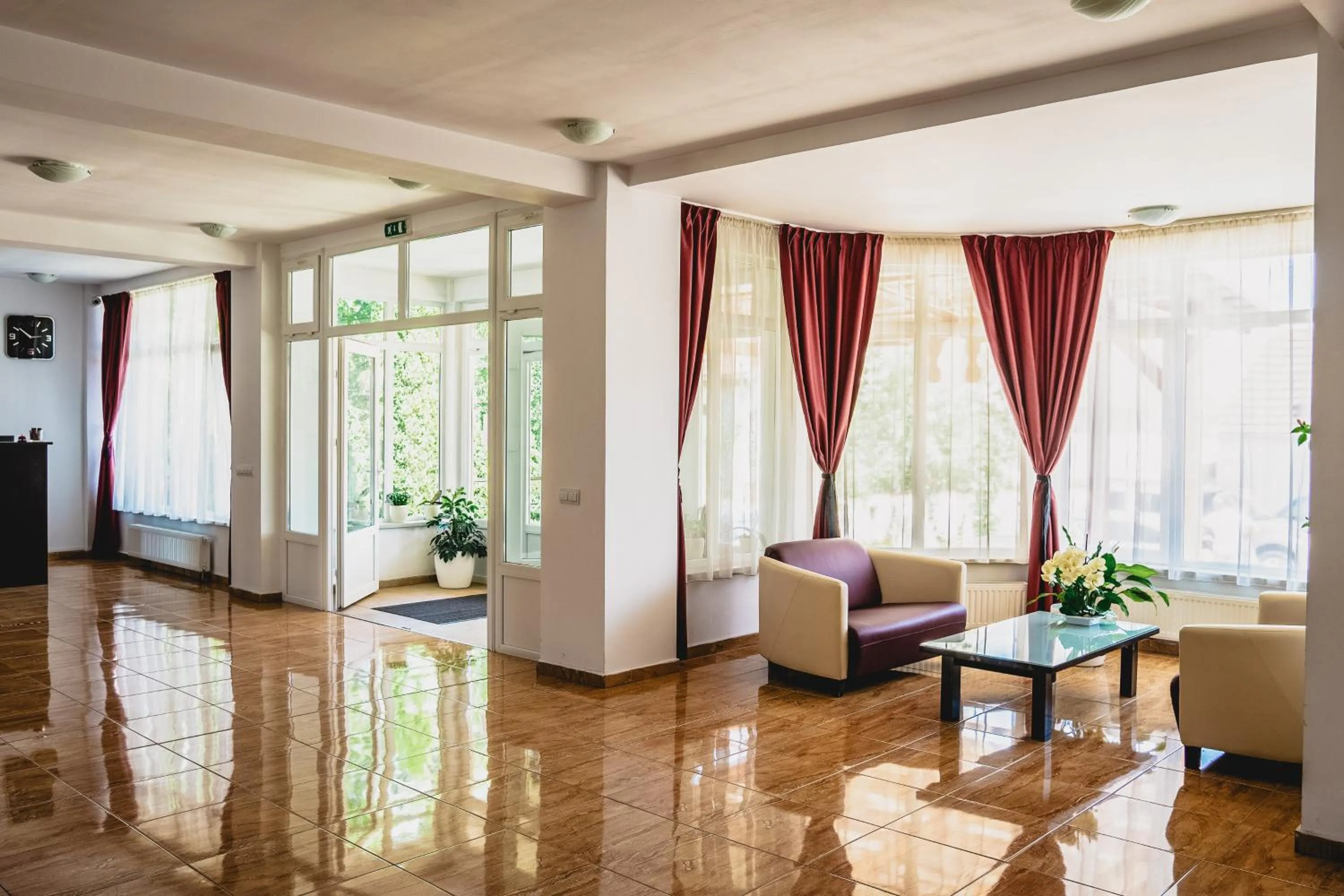 Seating area in Hotel Eden