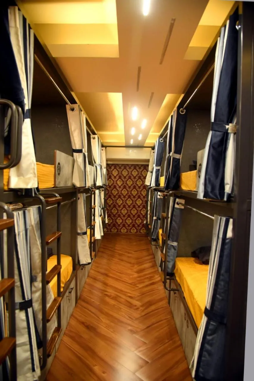 bunk bed in CHARYANA HOTEL AC DORMITORY