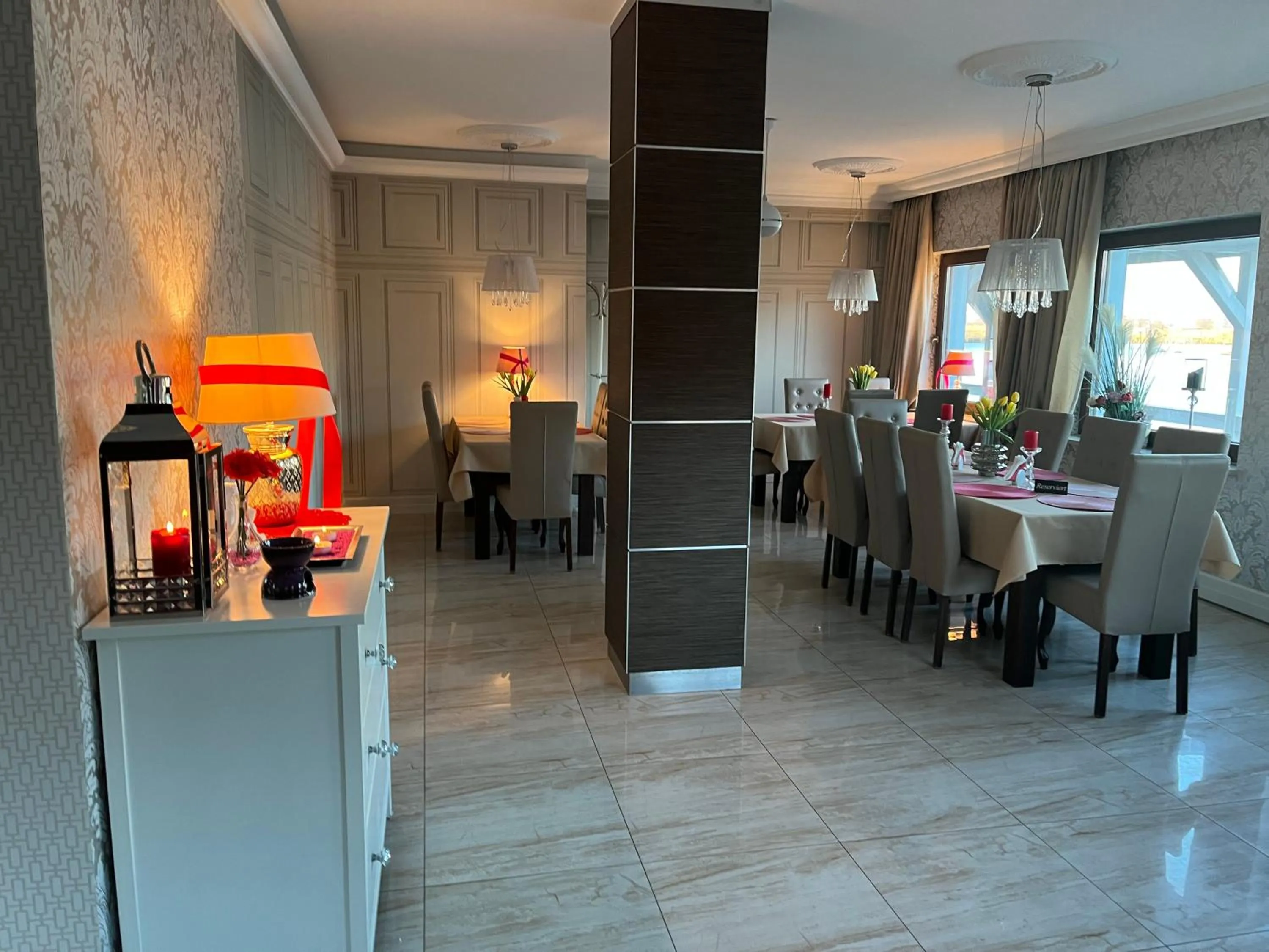 Restaurant/places to eat in Villa Dudziak