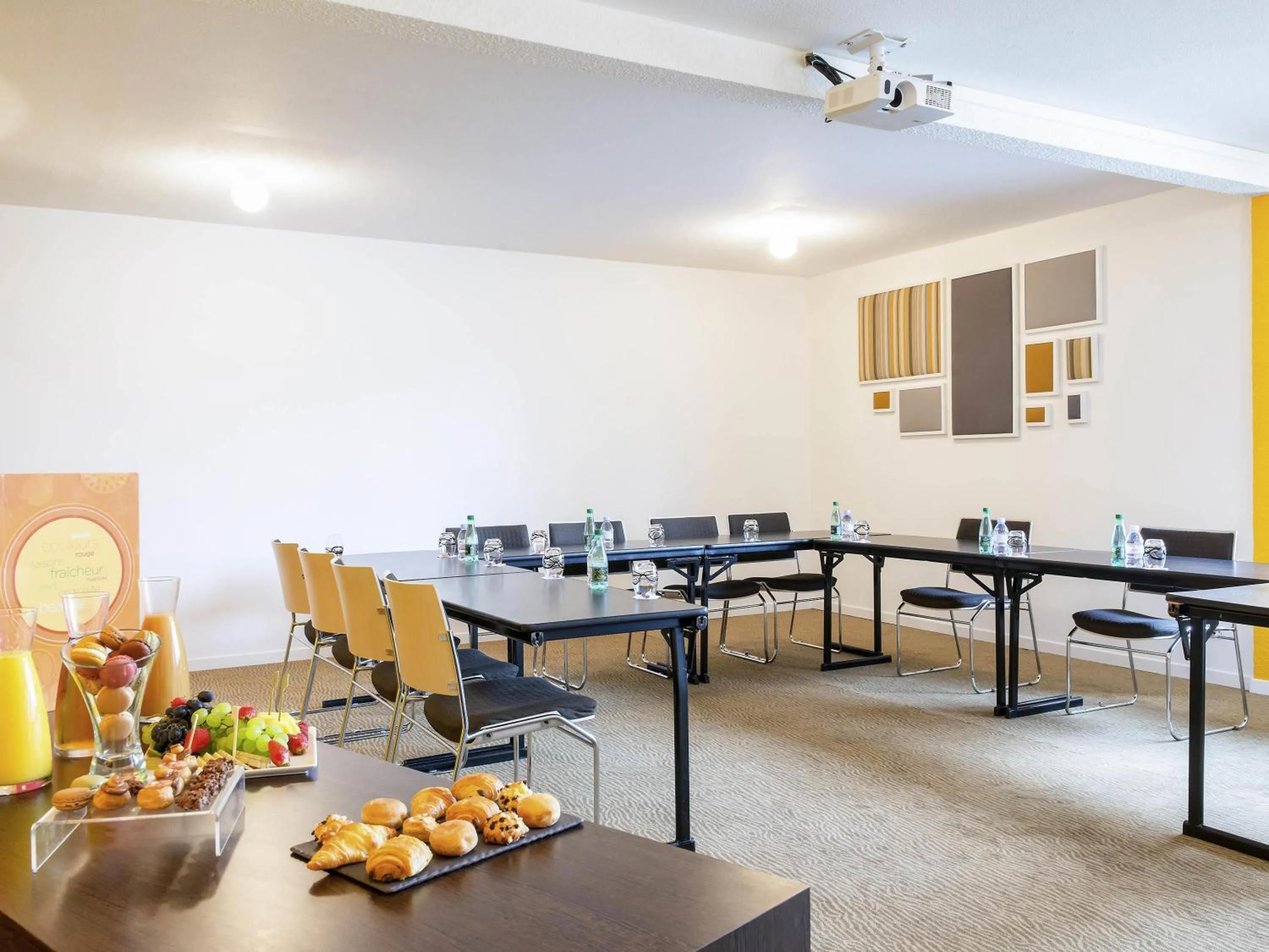 Meeting/conference room in Novotel Le Mans