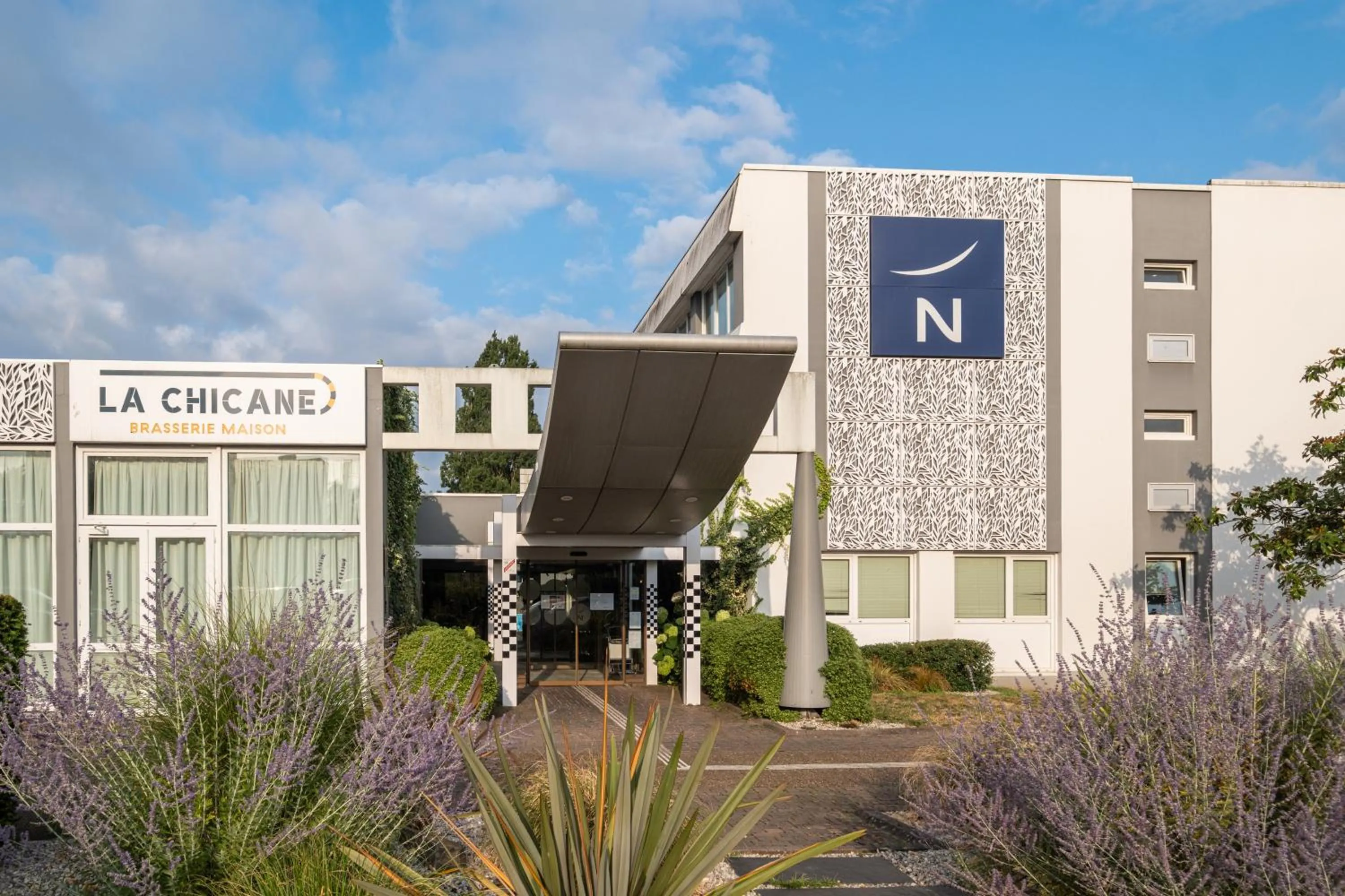 Property building in Novotel Le Mans