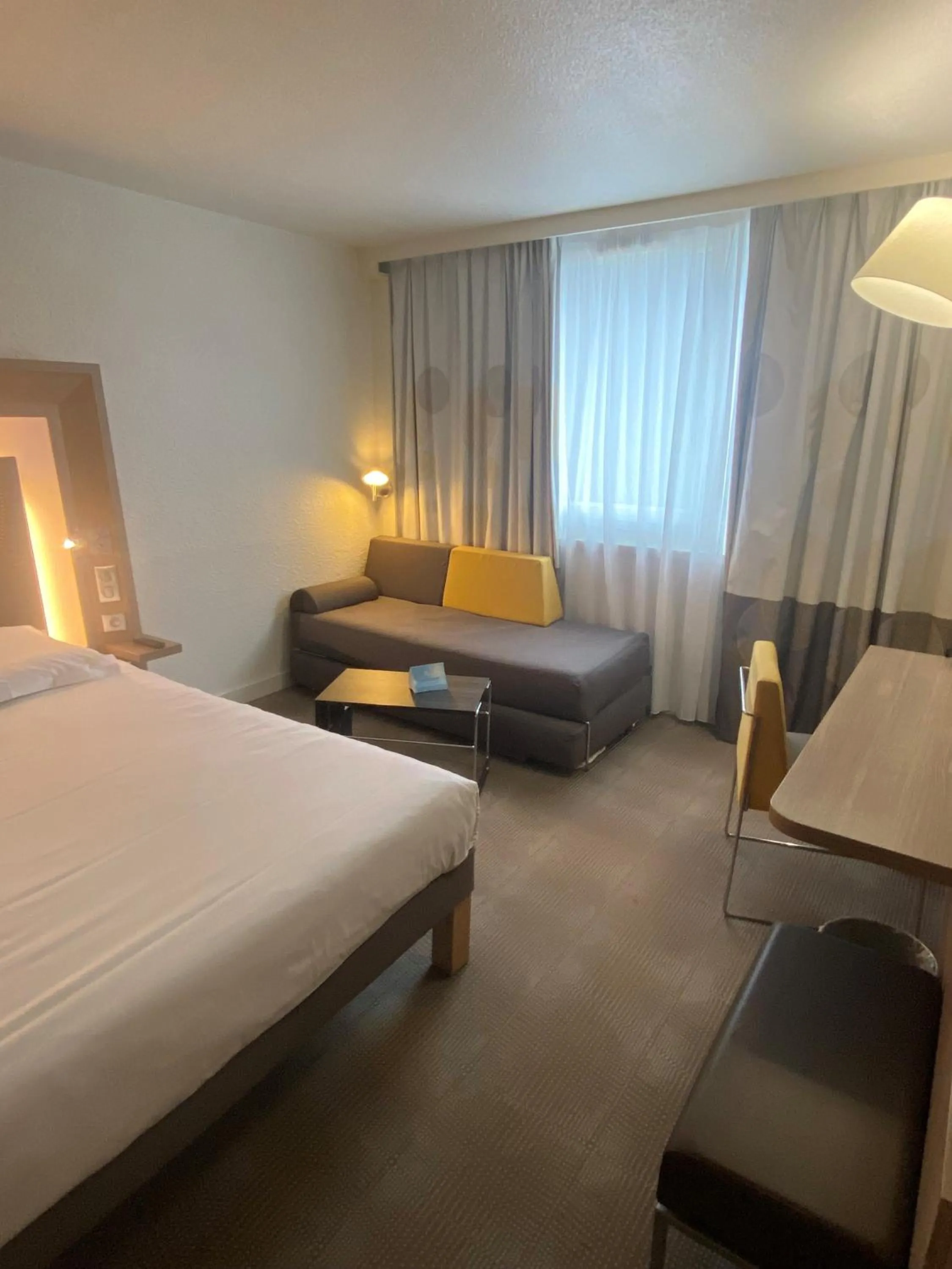 Photo of the whole room, Bed in Novotel Le Mans