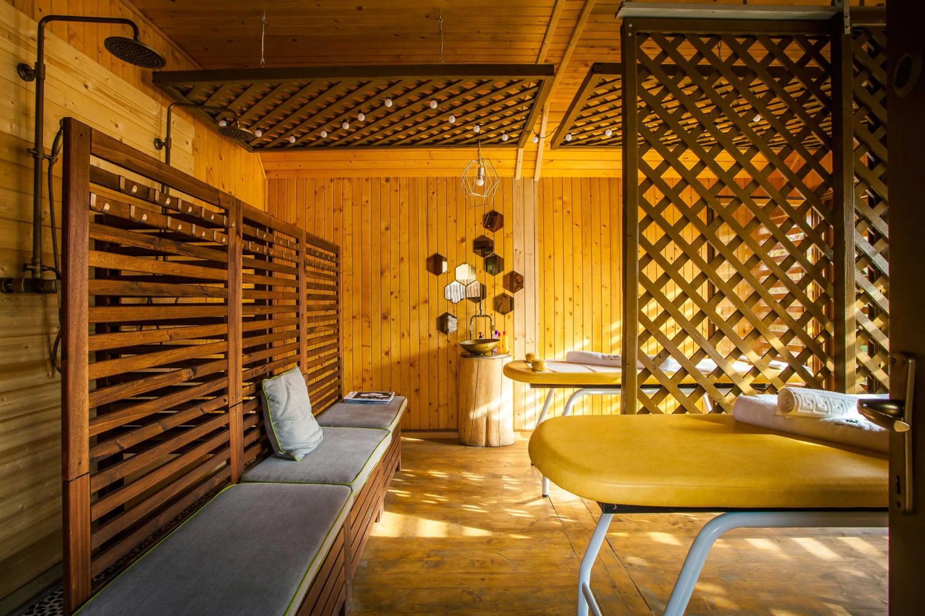 Massage in Green Village Resort