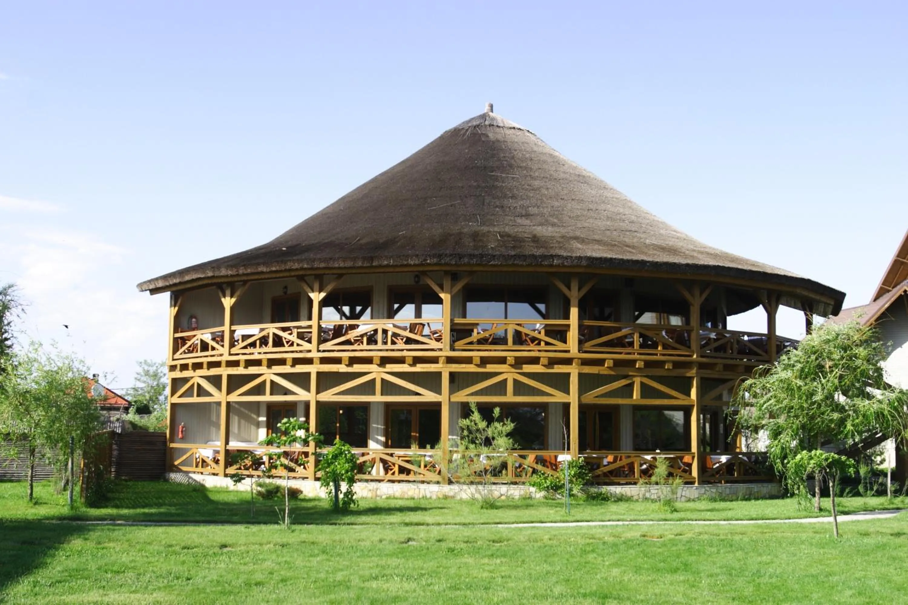 Restaurant/places to eat in Green Village Resort