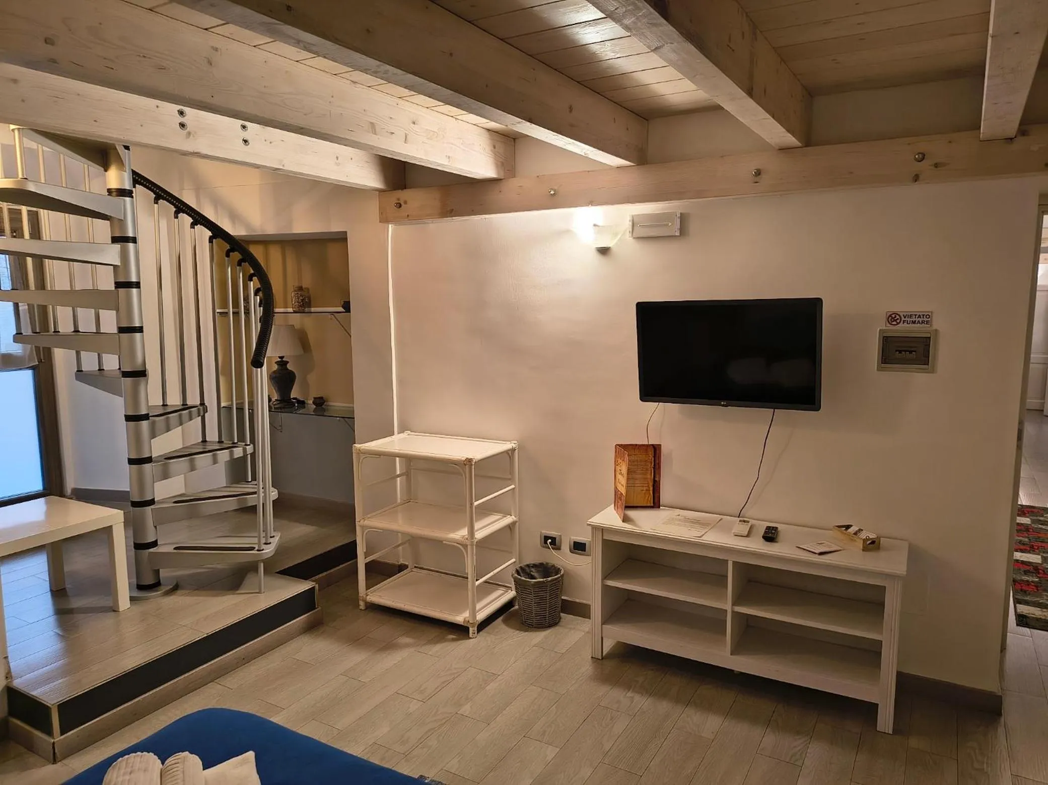 Photo of the whole room in Sesta Strada