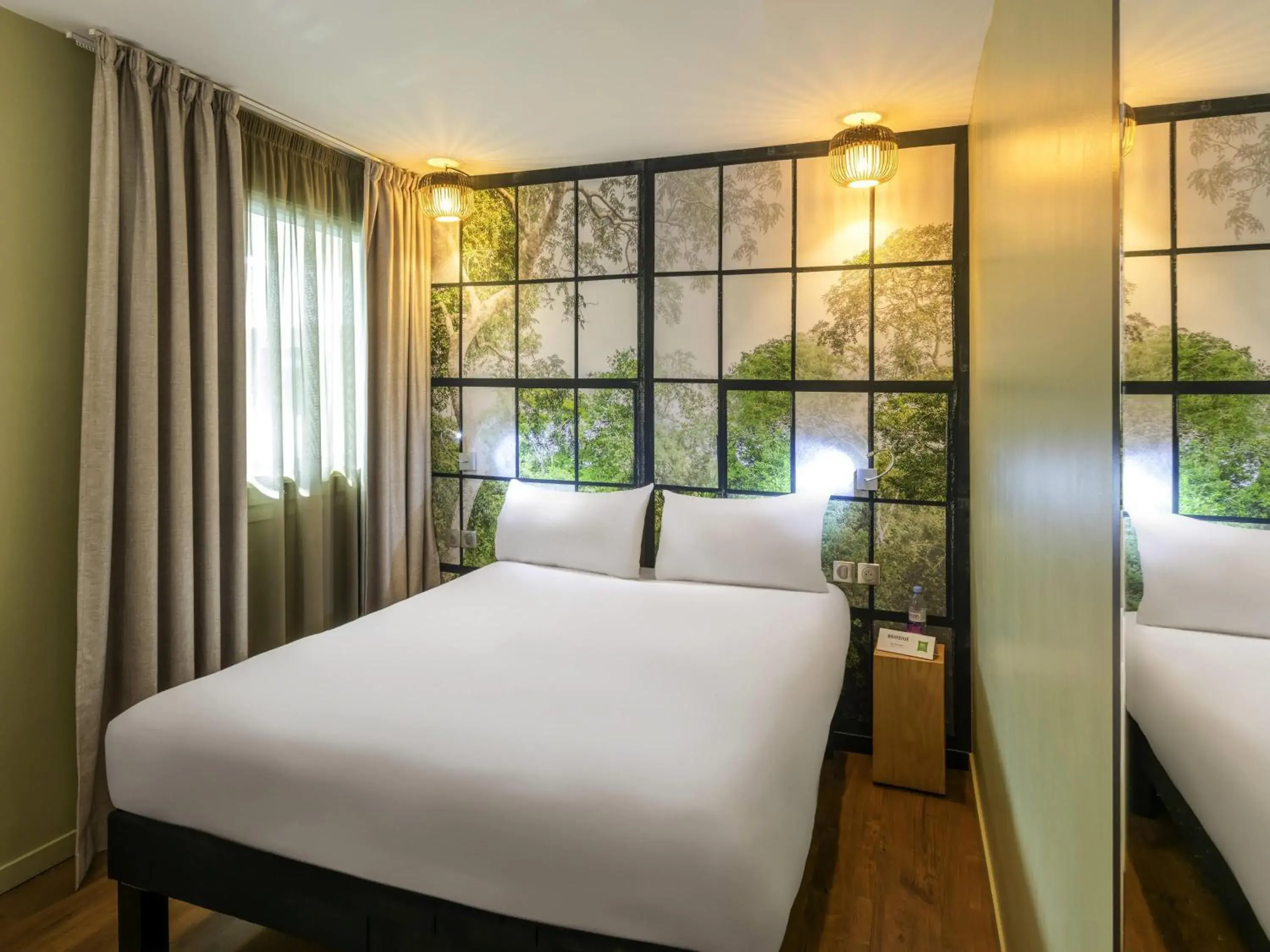 Standard Family Suite with Two Connecting Rooms in ibis Styles Parc des Expositions de Villepinte Standard Family Suite with Two Connecting Rooms in ibis Styles Parc des Expositions de Villepinte