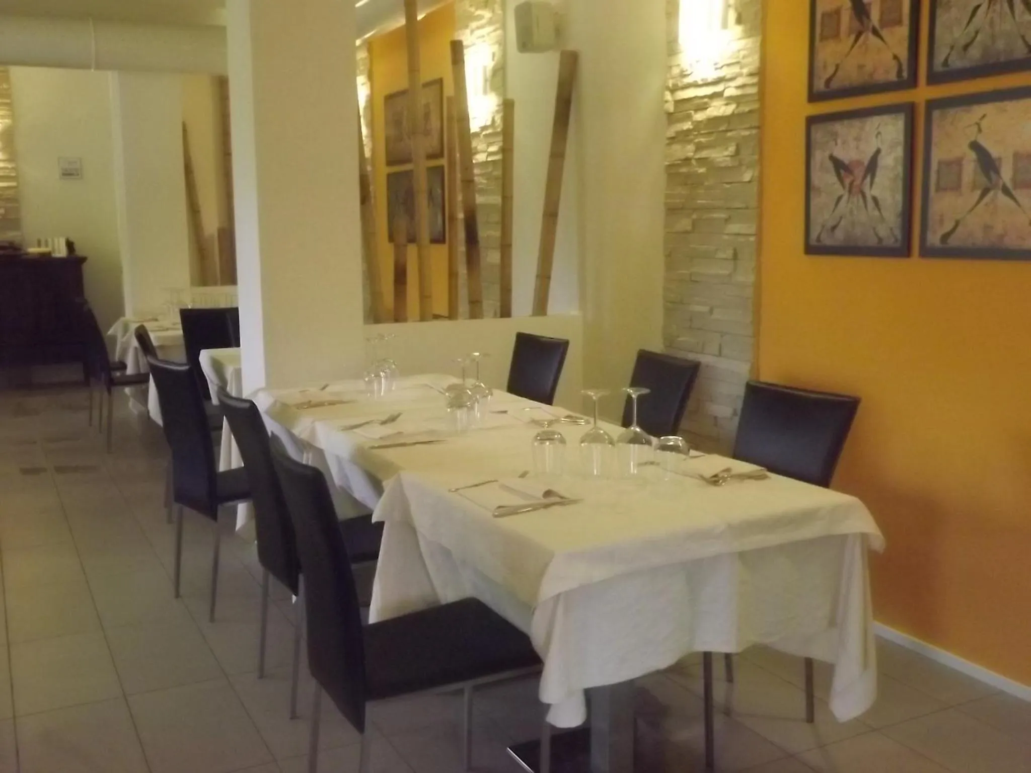 Dining area in Hotel Bersè