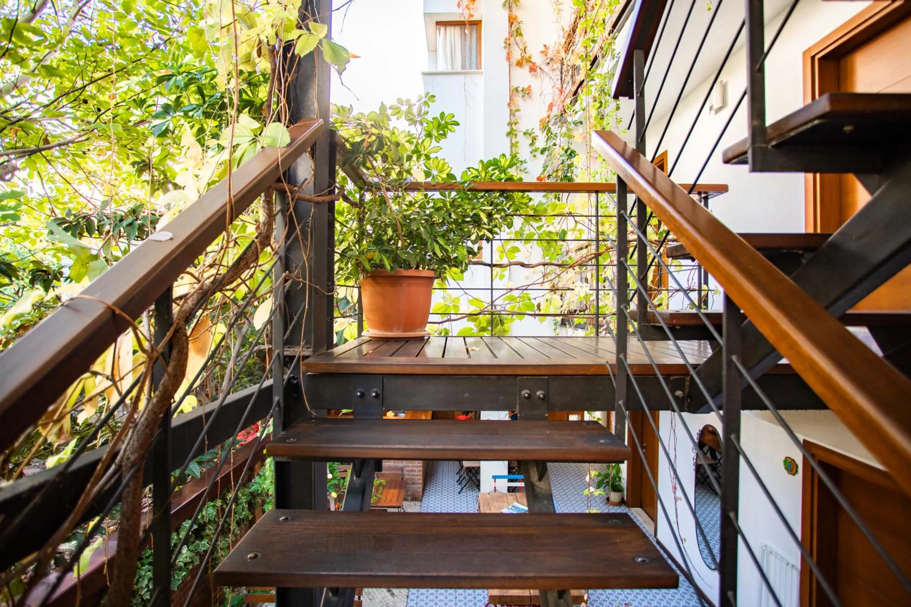 Property building in Mare Nostrum