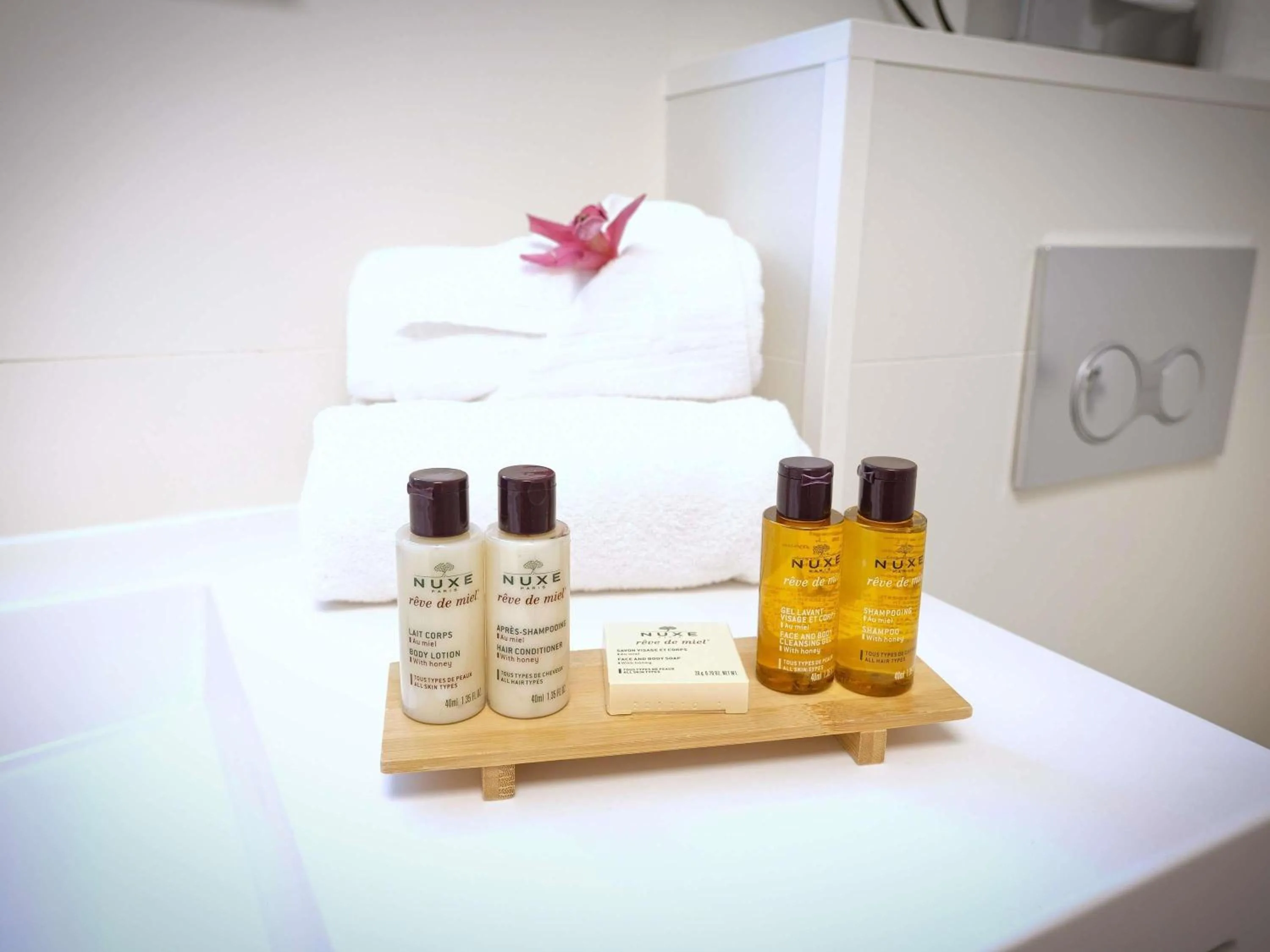 Bedroom in Mercure Perpignan Centre