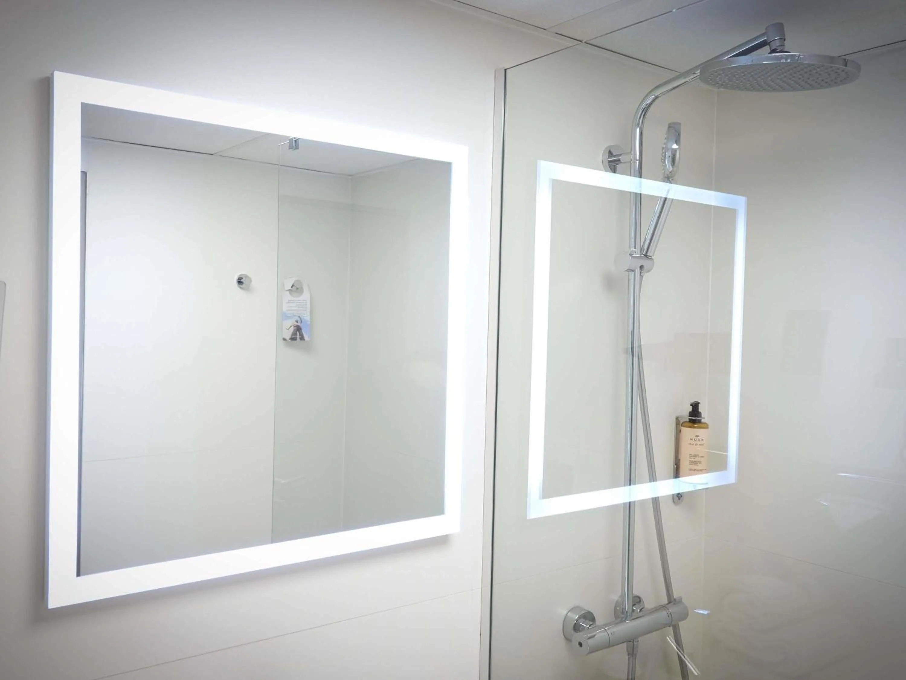 Bedroom in Mercure Perpignan Centre