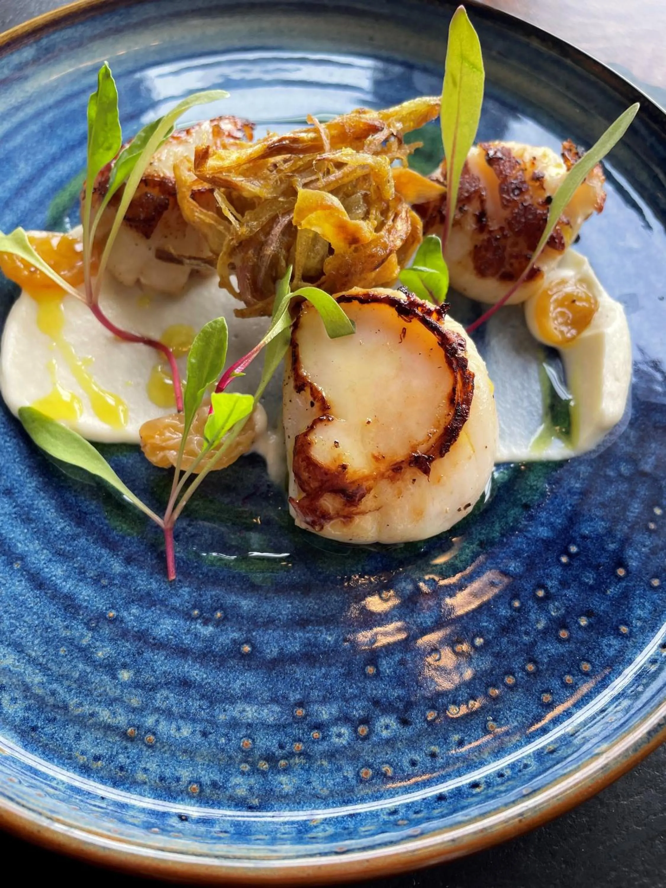 Restaurant/places to eat in Weston Hotel