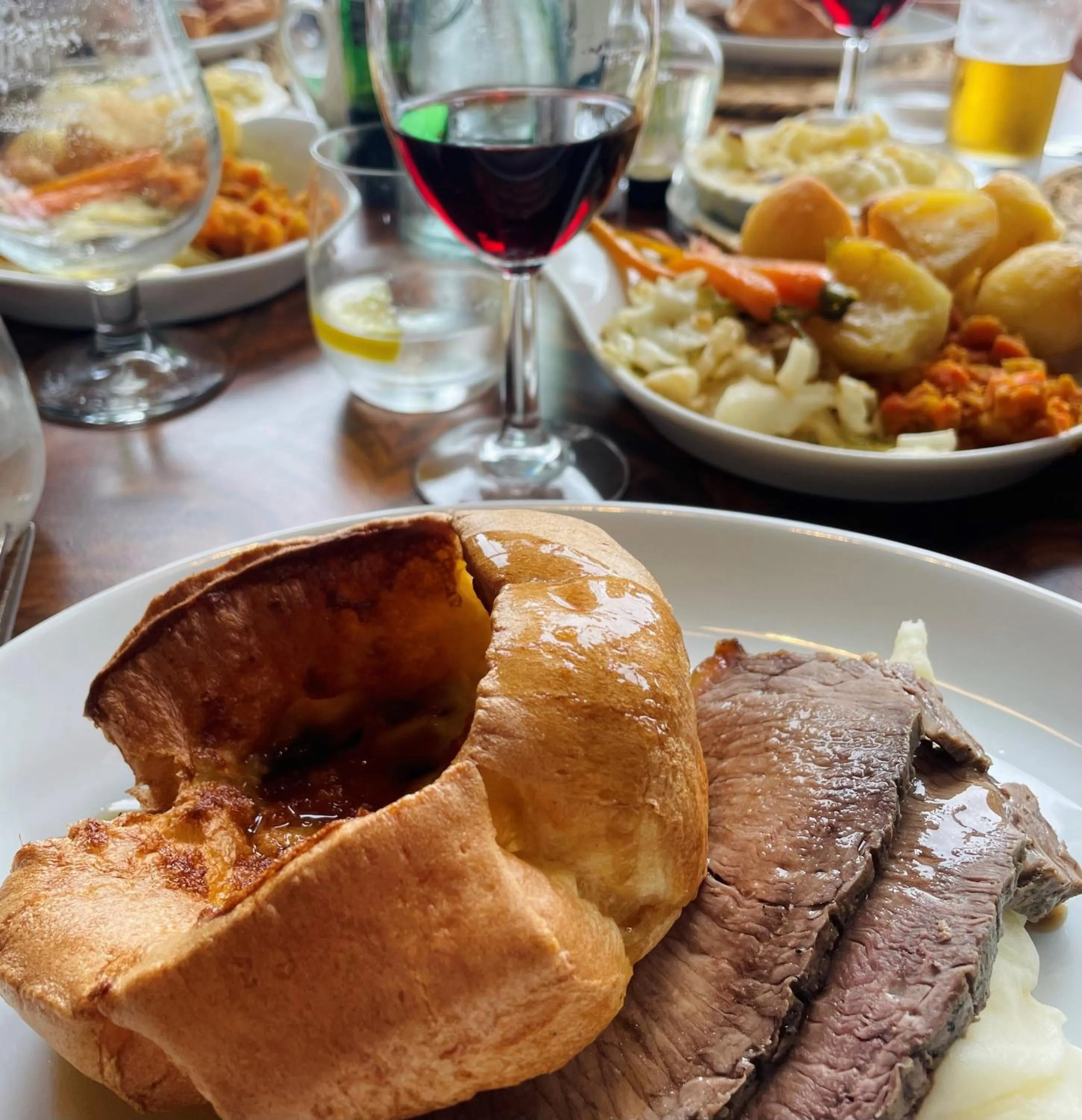 Restaurant/places to eat in Weston Hotel