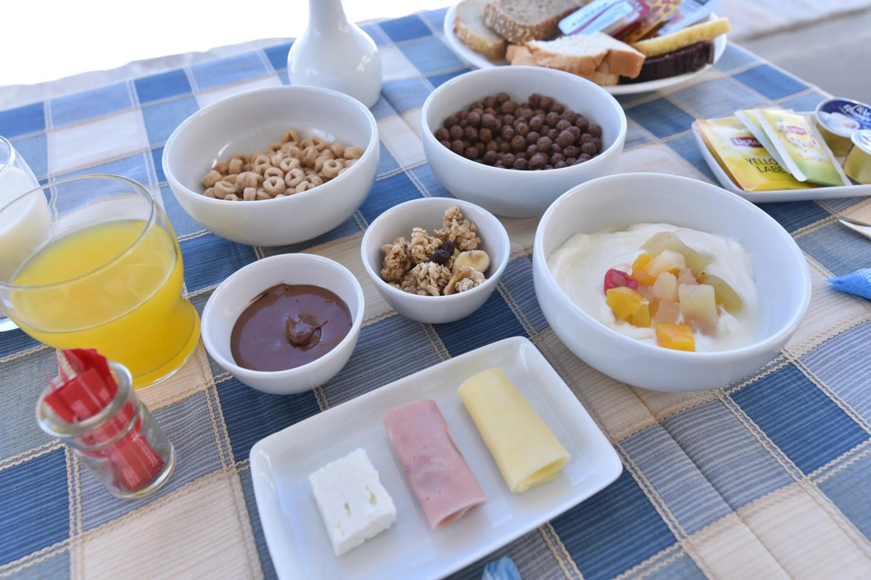 Food in Paradiso Boutique