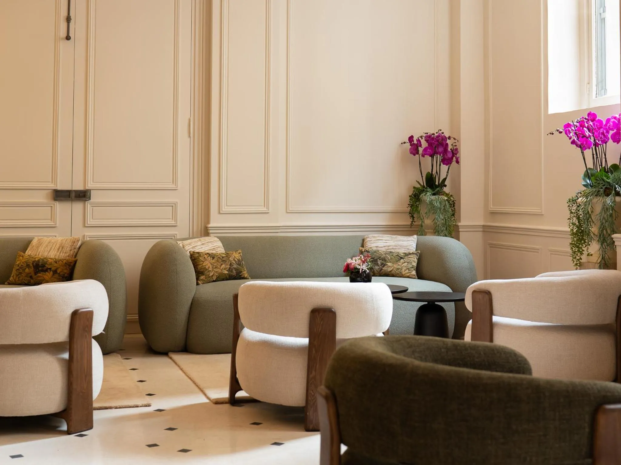 Seating area in La Maison Champs Elysées