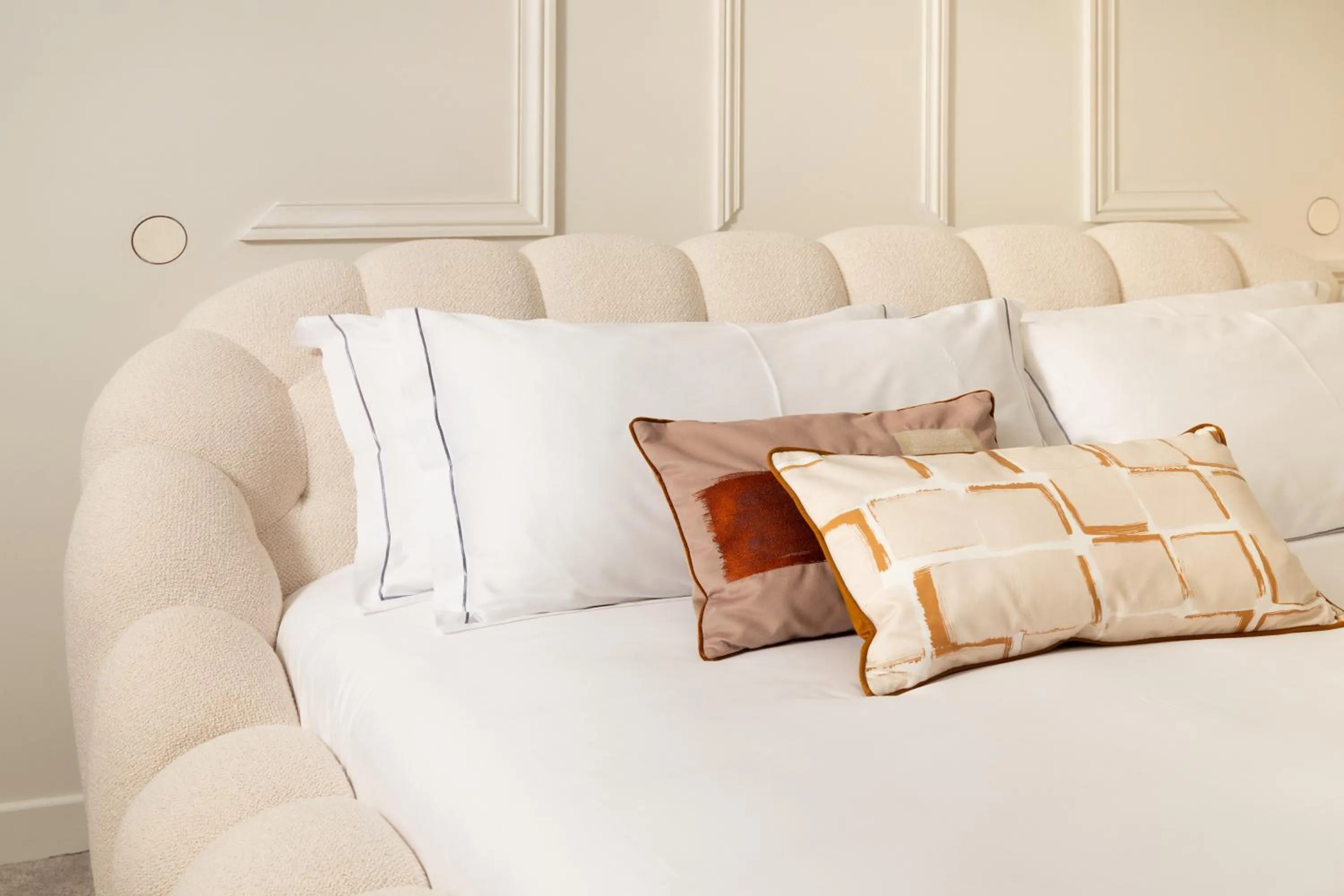 Bedroom, Bed in La Maison Champs Elysées