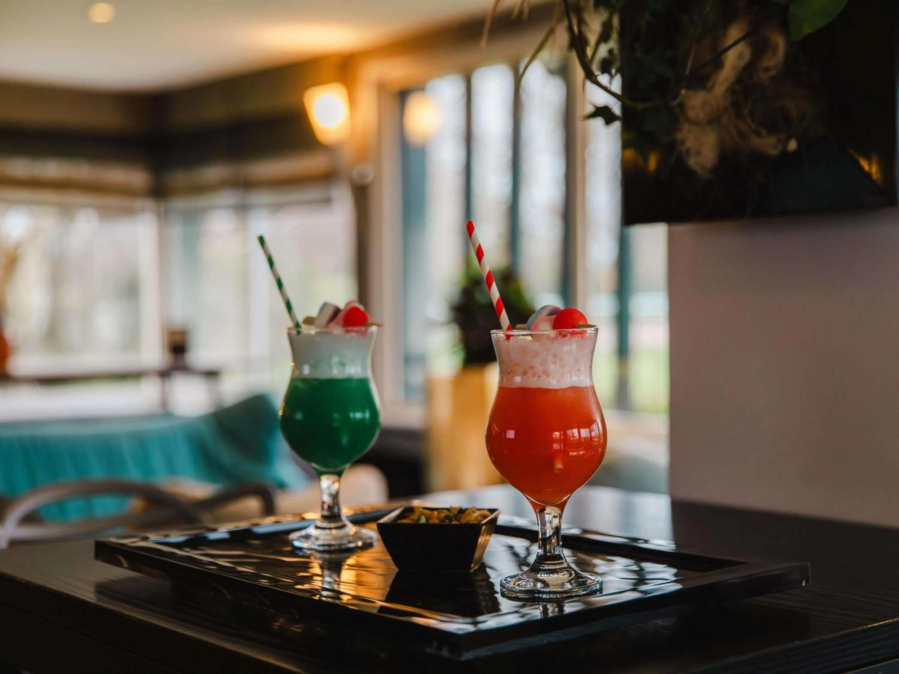 Lounge or bar in Mercure Cabourg Hôtel & Spa