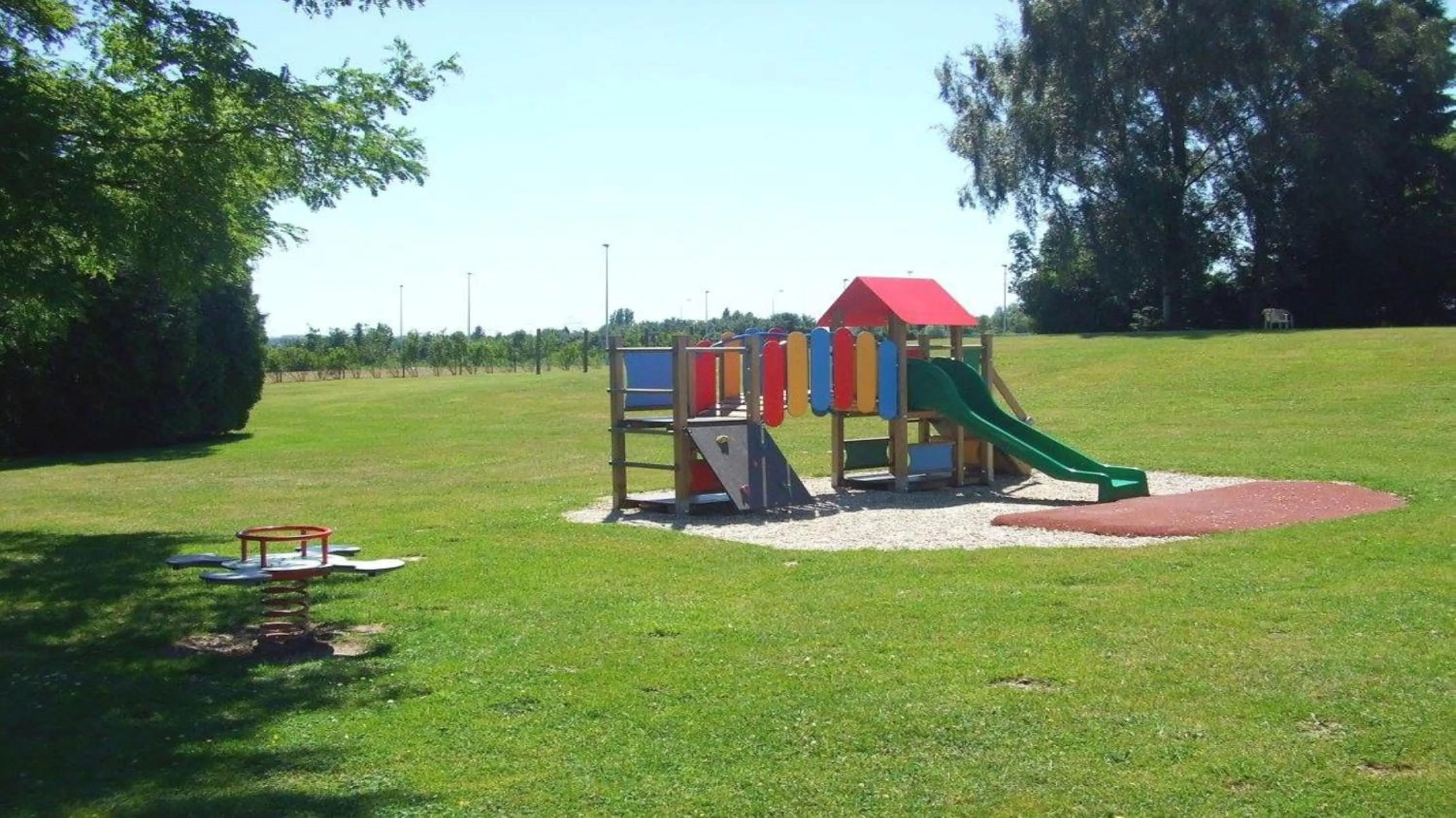 Fitness centre/facilities in Holiday Inn Lille Ouest Englos by IHG