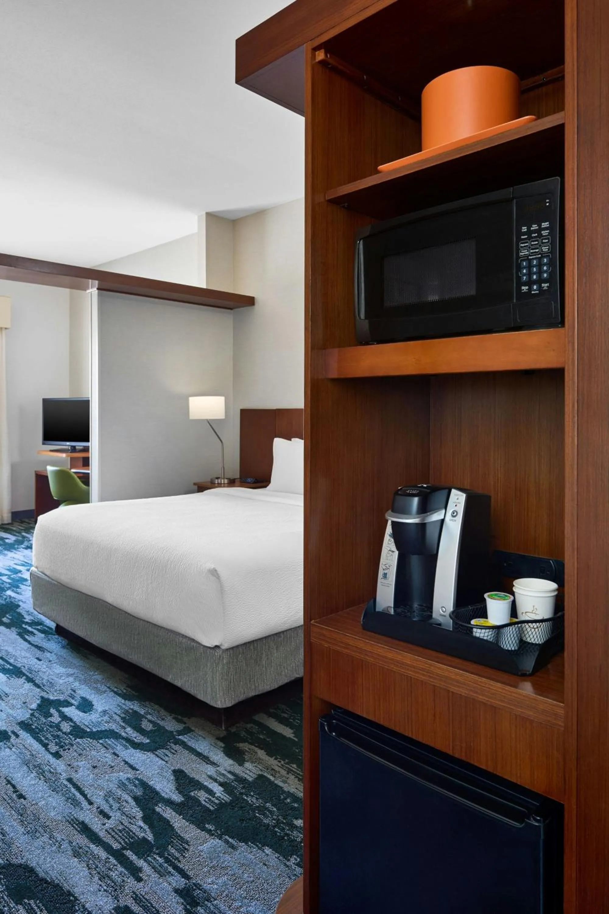 Bedroom, Bed in Fairfield by Marriott Inn & Suites Knoxville Turkey Creek