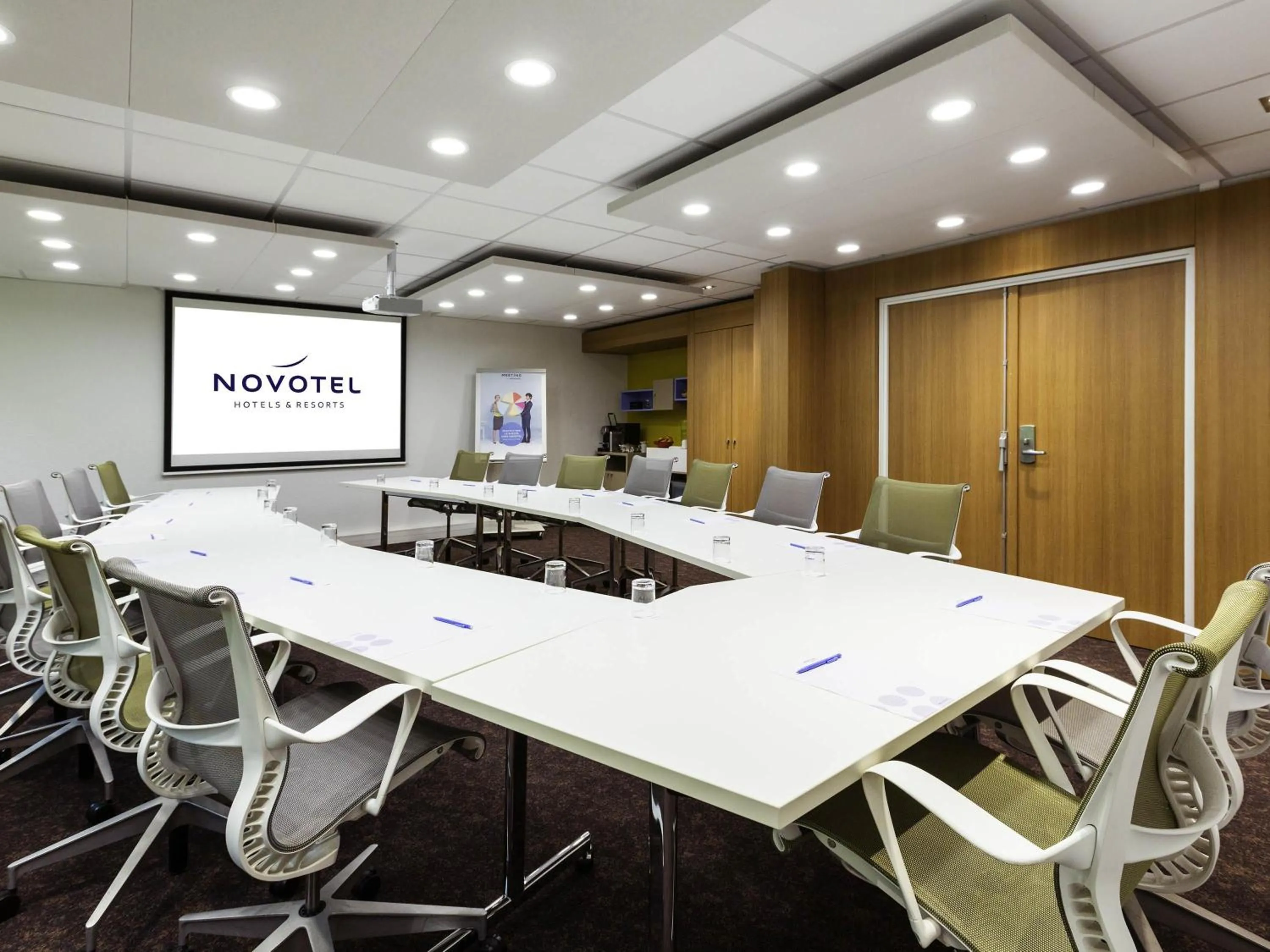 Meeting/conference room in Novotel Limoges Le Lac