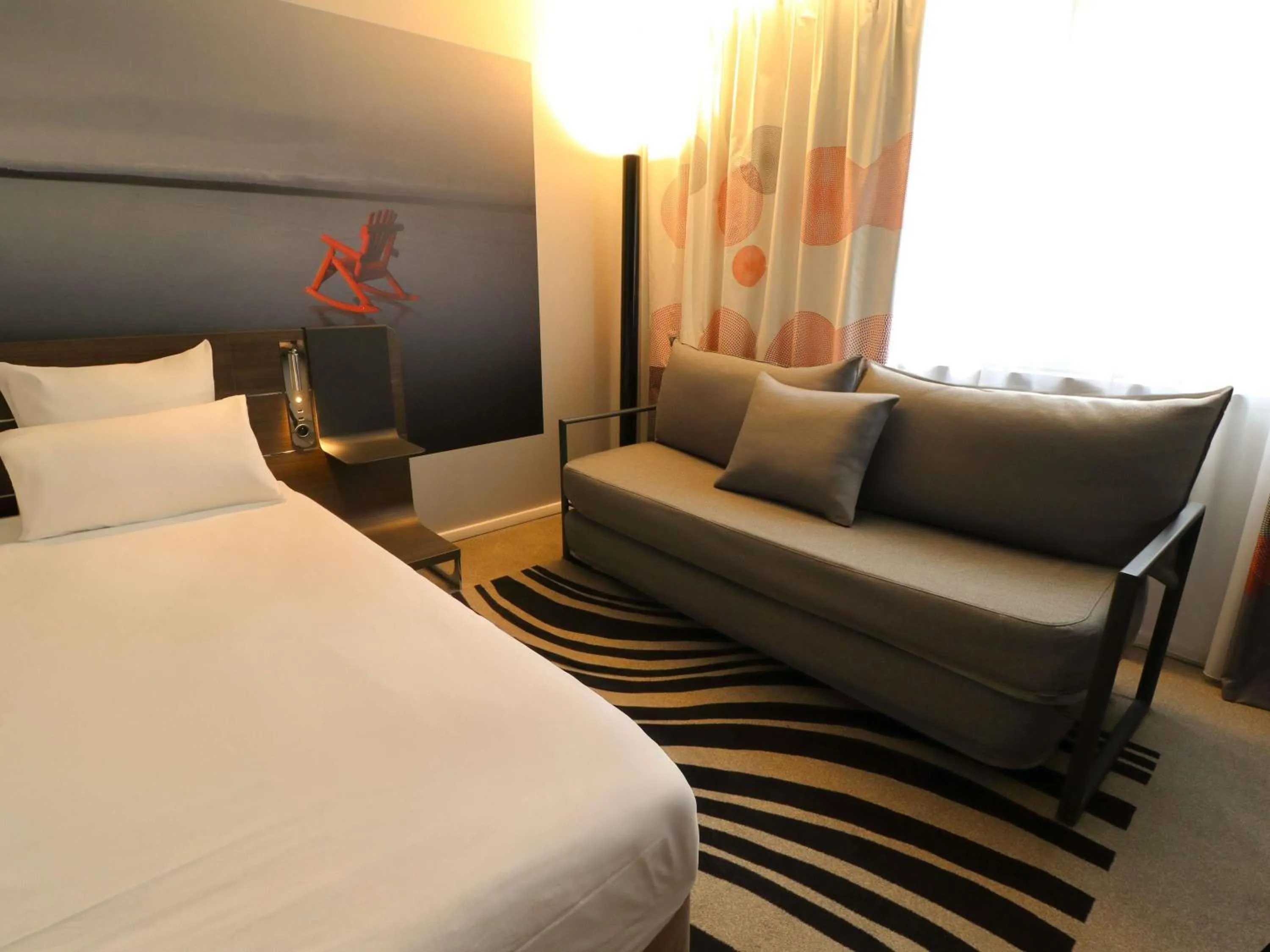 Bedroom, Bed in Novotel Limoges Le Lac
