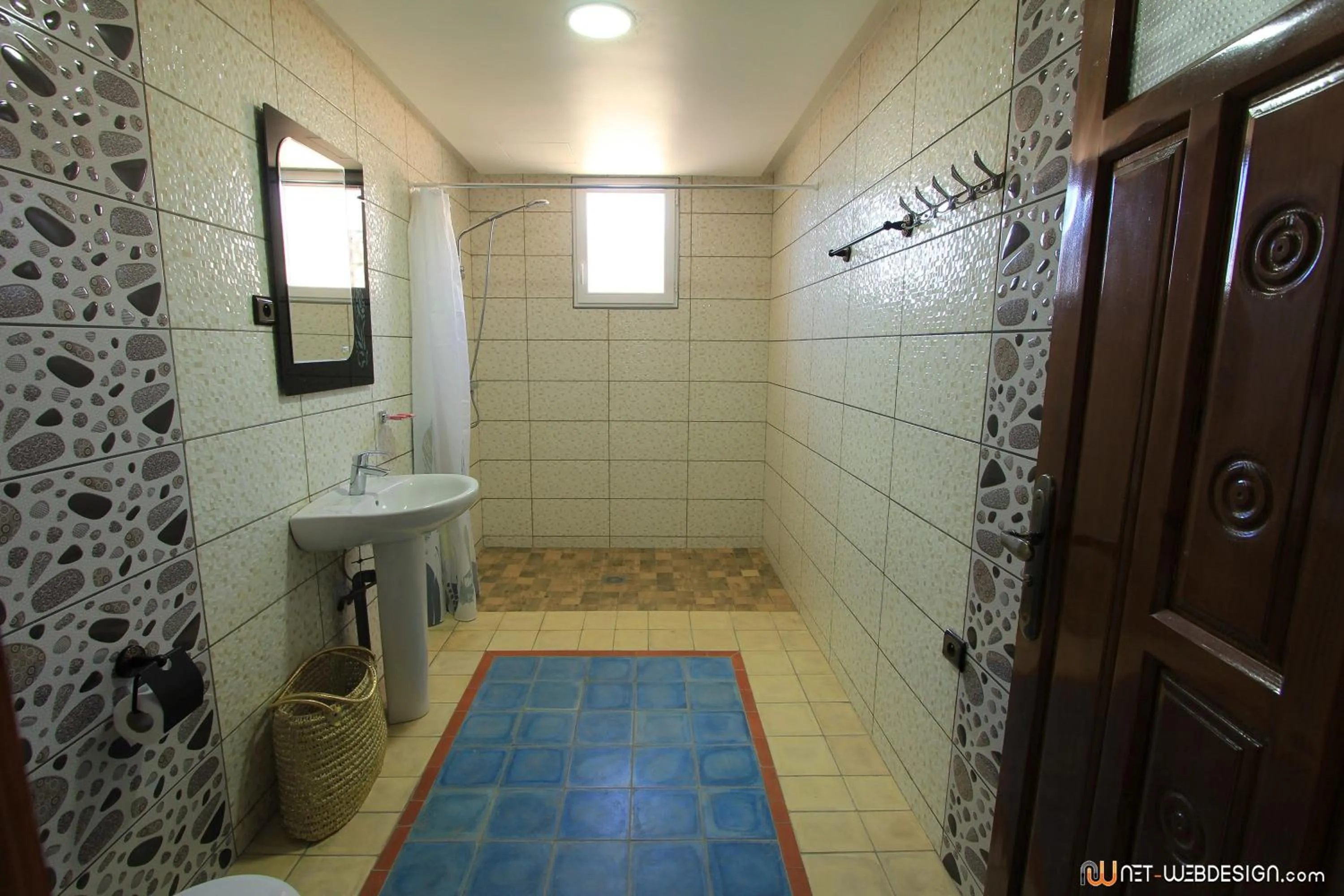 Bathroom in Hotel New Mars Dades