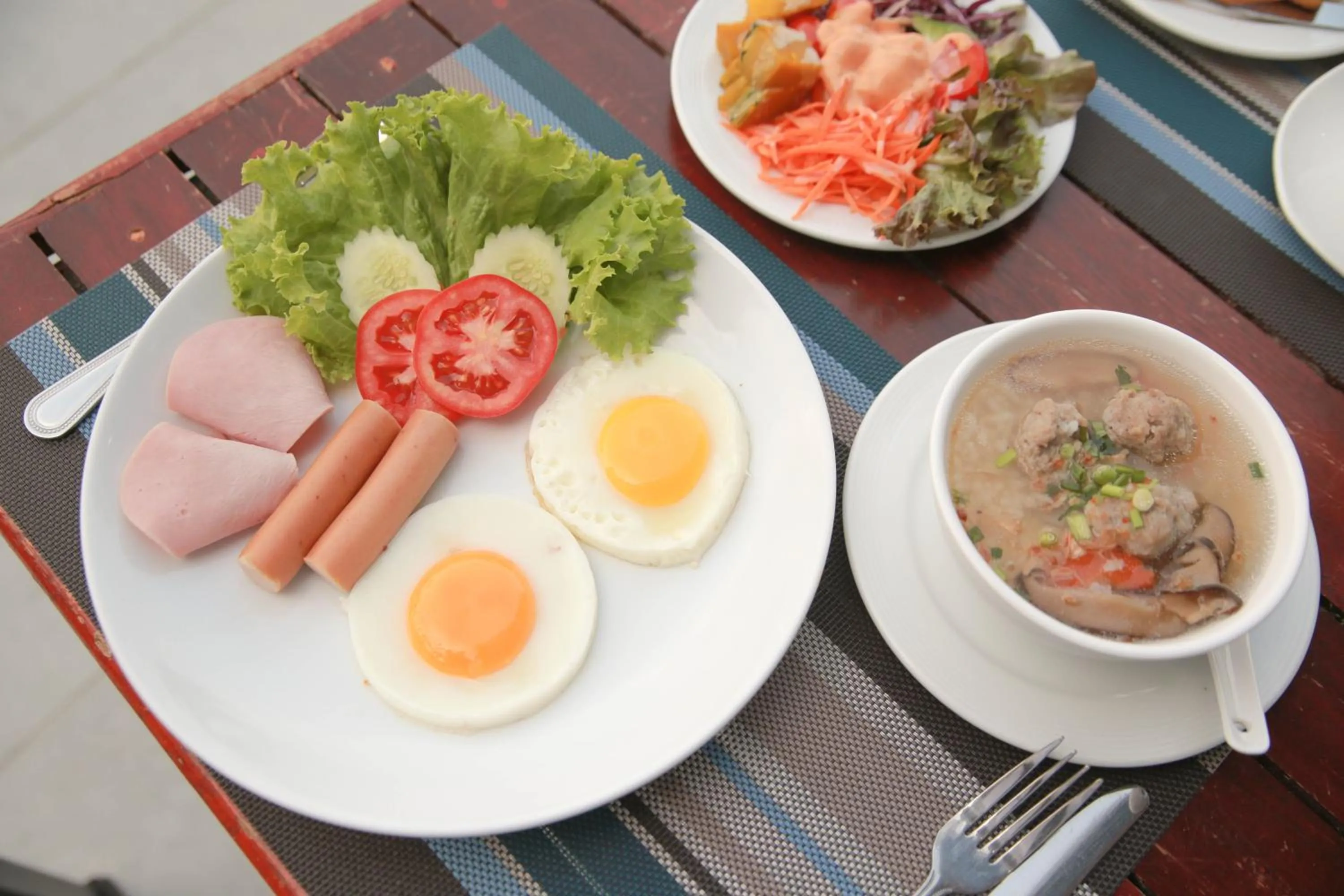 Breakfast in River Kwai View Hotel Kanchanaburi