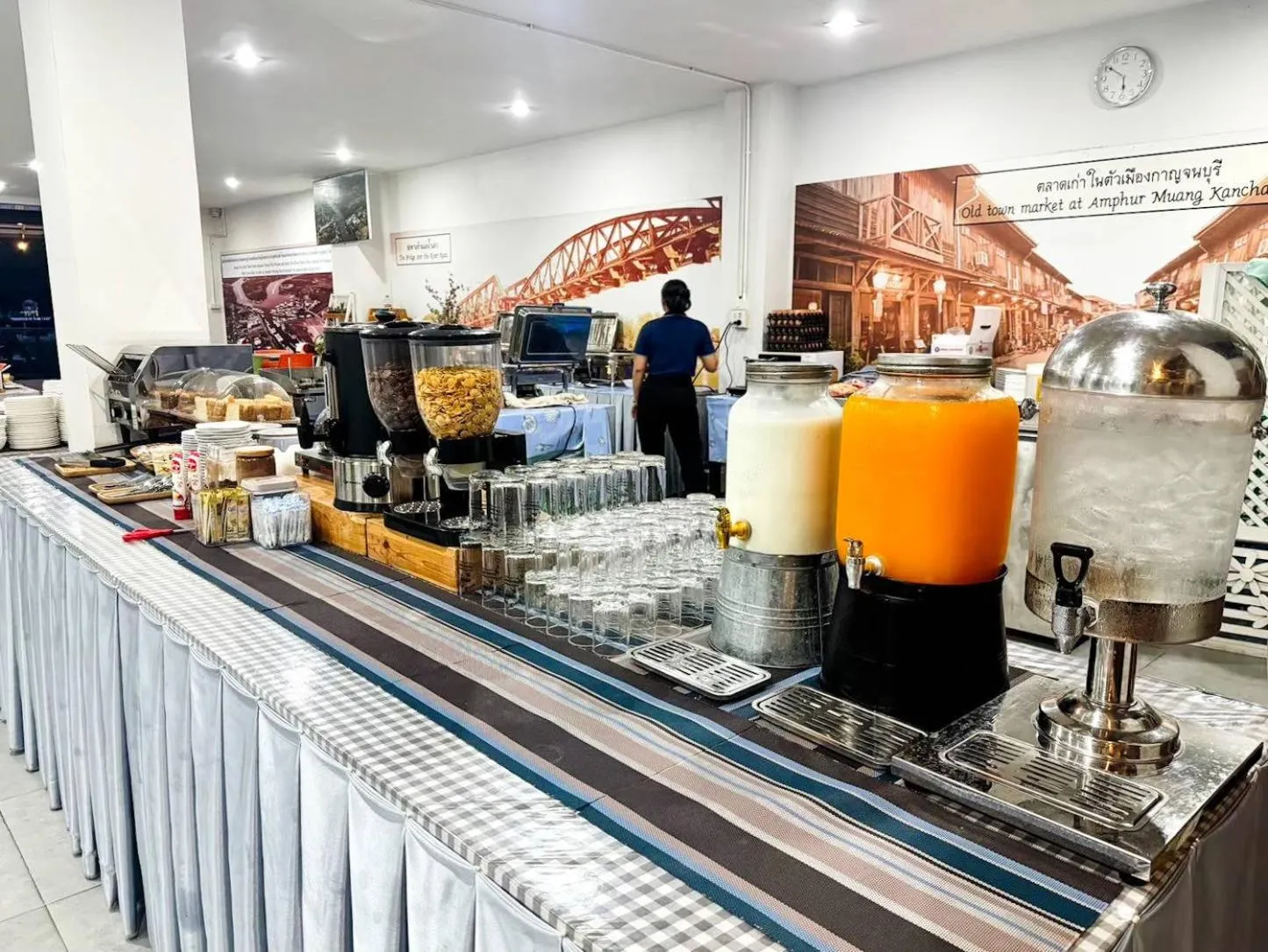 Food and drinks in River Kwai View Hotel Kanchanaburi