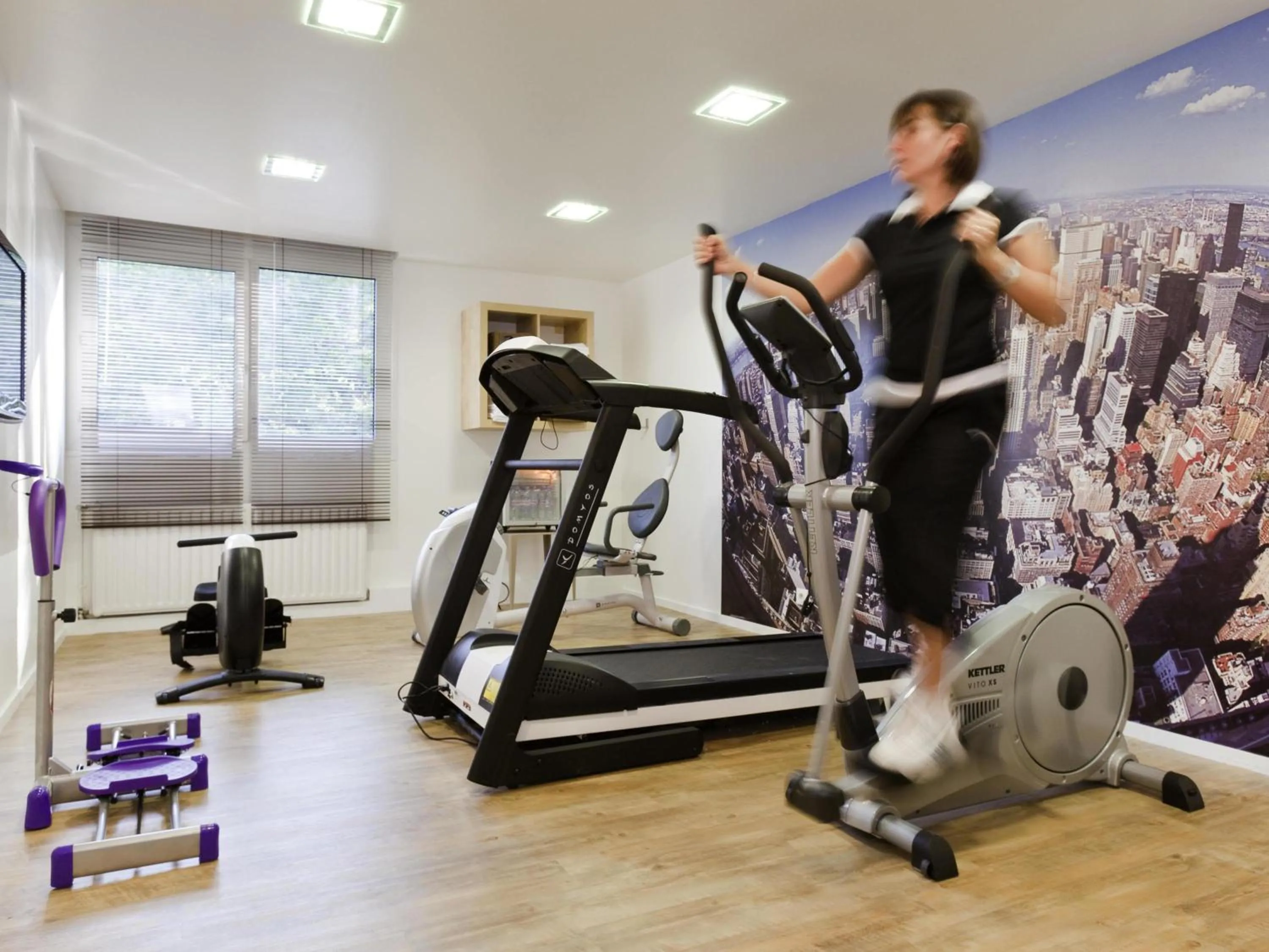 Fitness centre/facilities in ibis Styles Lorient Caudan